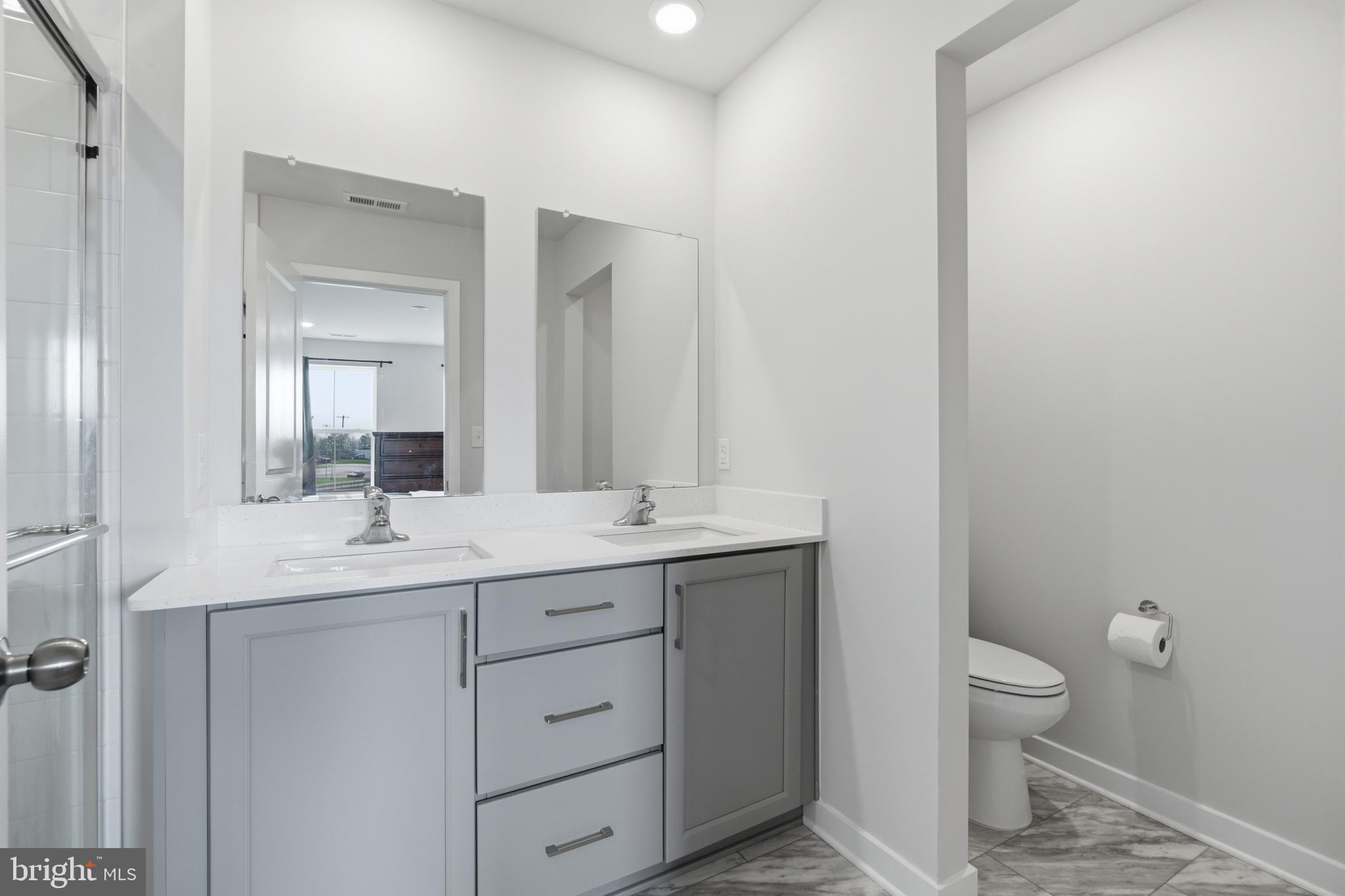 RIVER POINTE - Residential