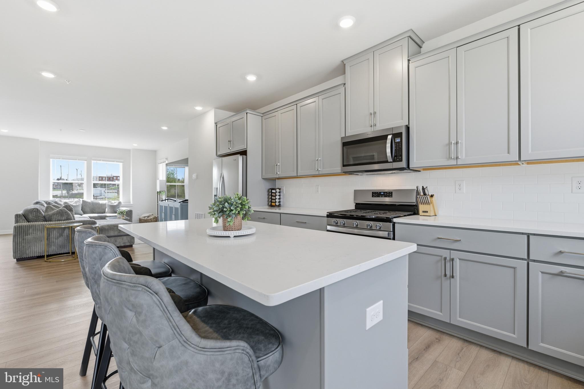 RIVER POINTE - Residential