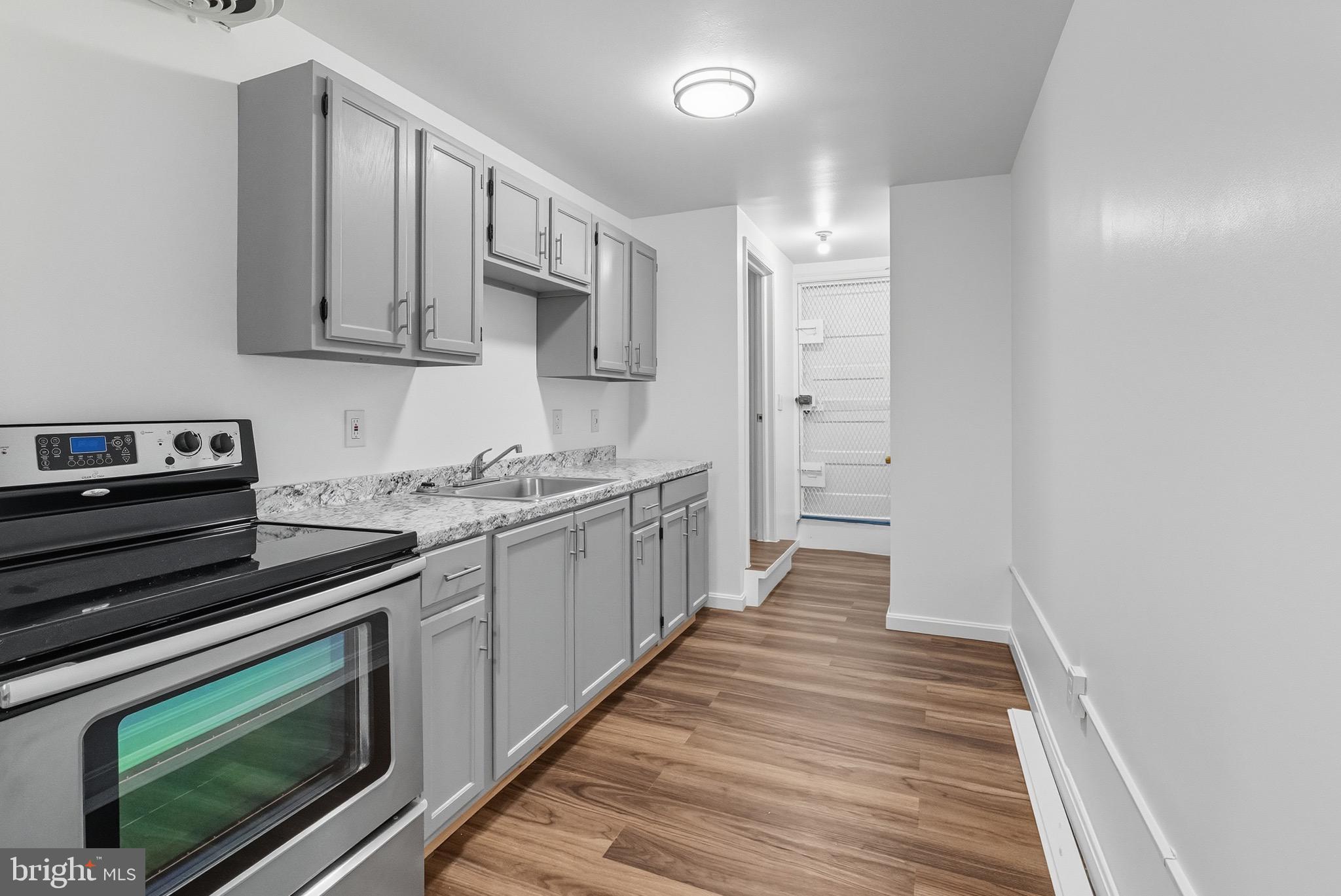 WAVERLY - Residential