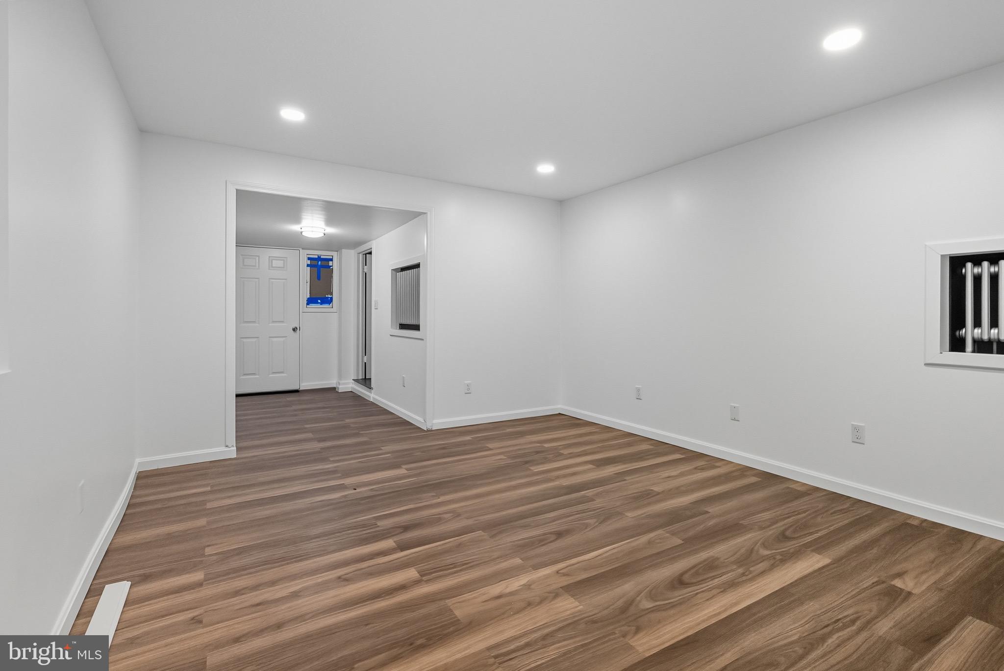 WAVERLY - Residential