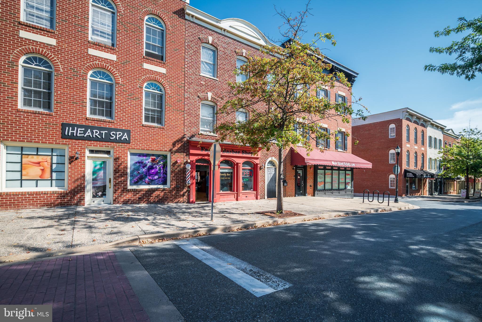 LAKELANDS - Residential Lease