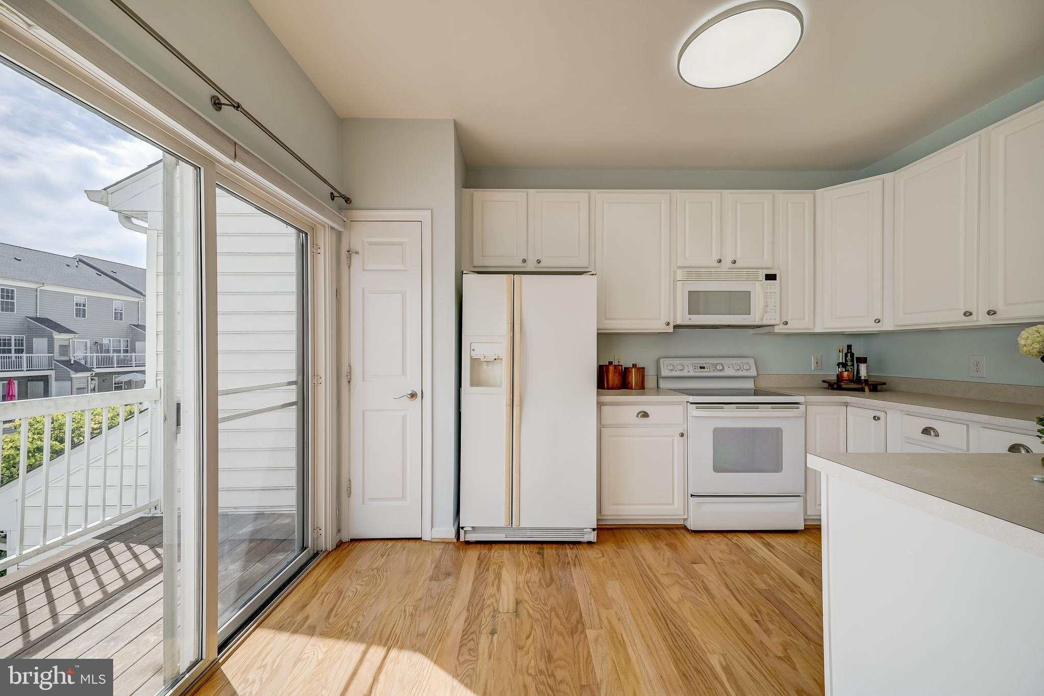 LAKELANDS - Residential Lease