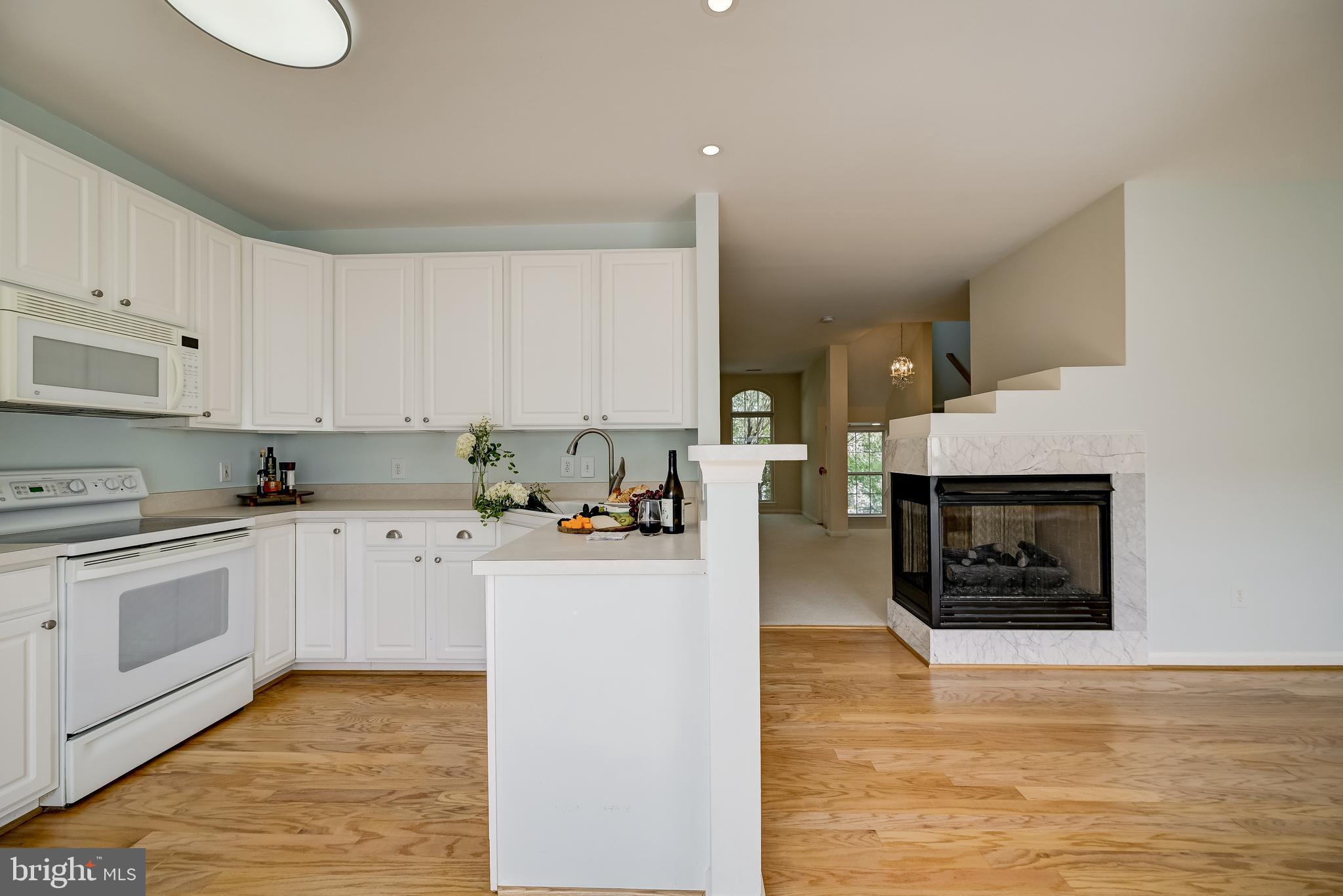 LAKELANDS - Residential Lease