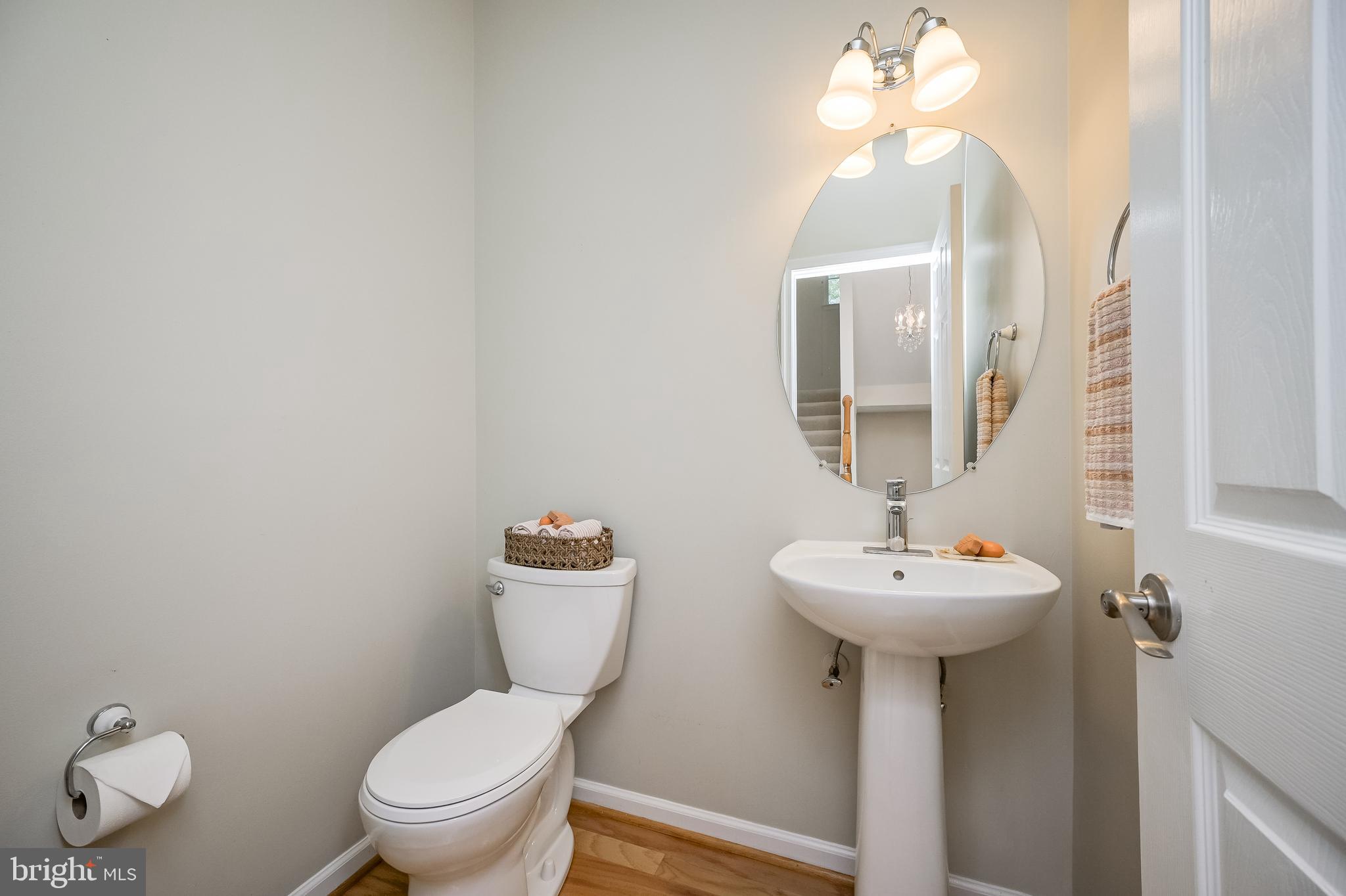 LAKELANDS - Residential Lease