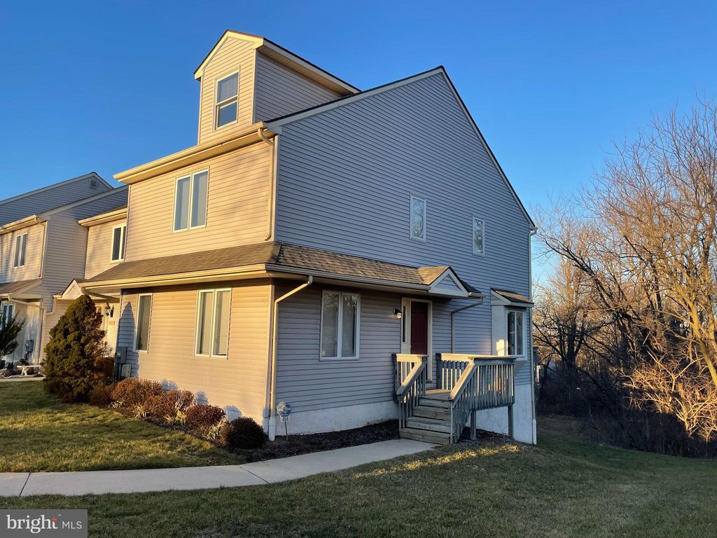 Photo of 404 Pinebrooke Circle #404, DOWNINGTOWN, PA 19335 (MLS # PACT2116870)