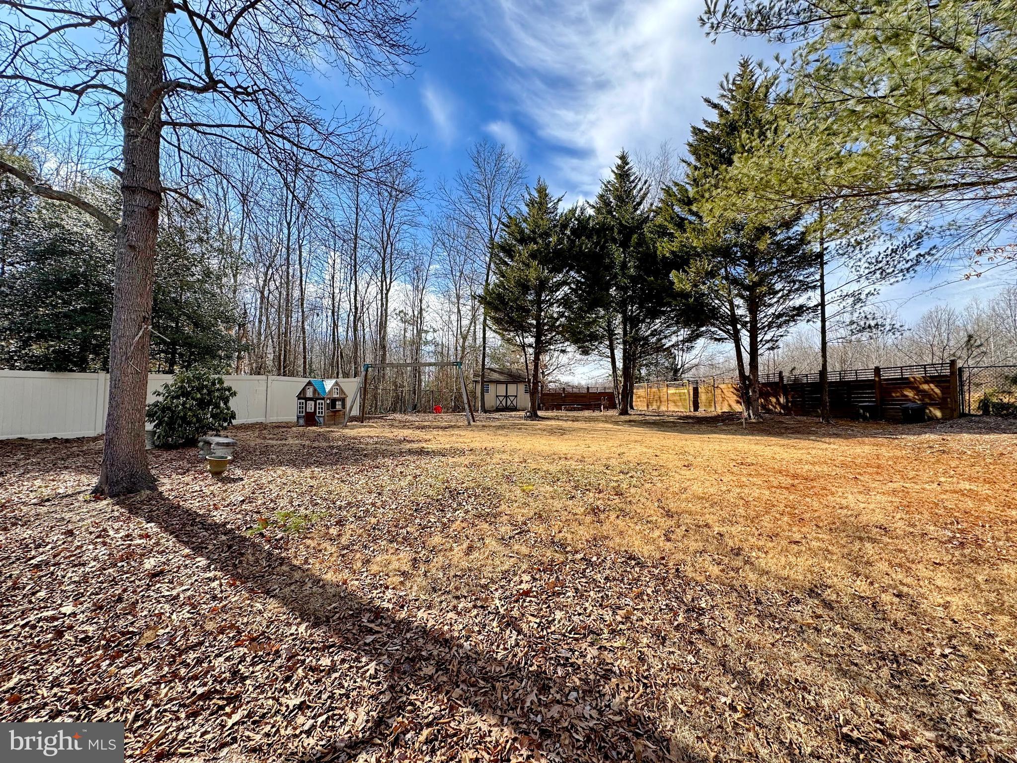 CLARKS RUN - Residential Lease