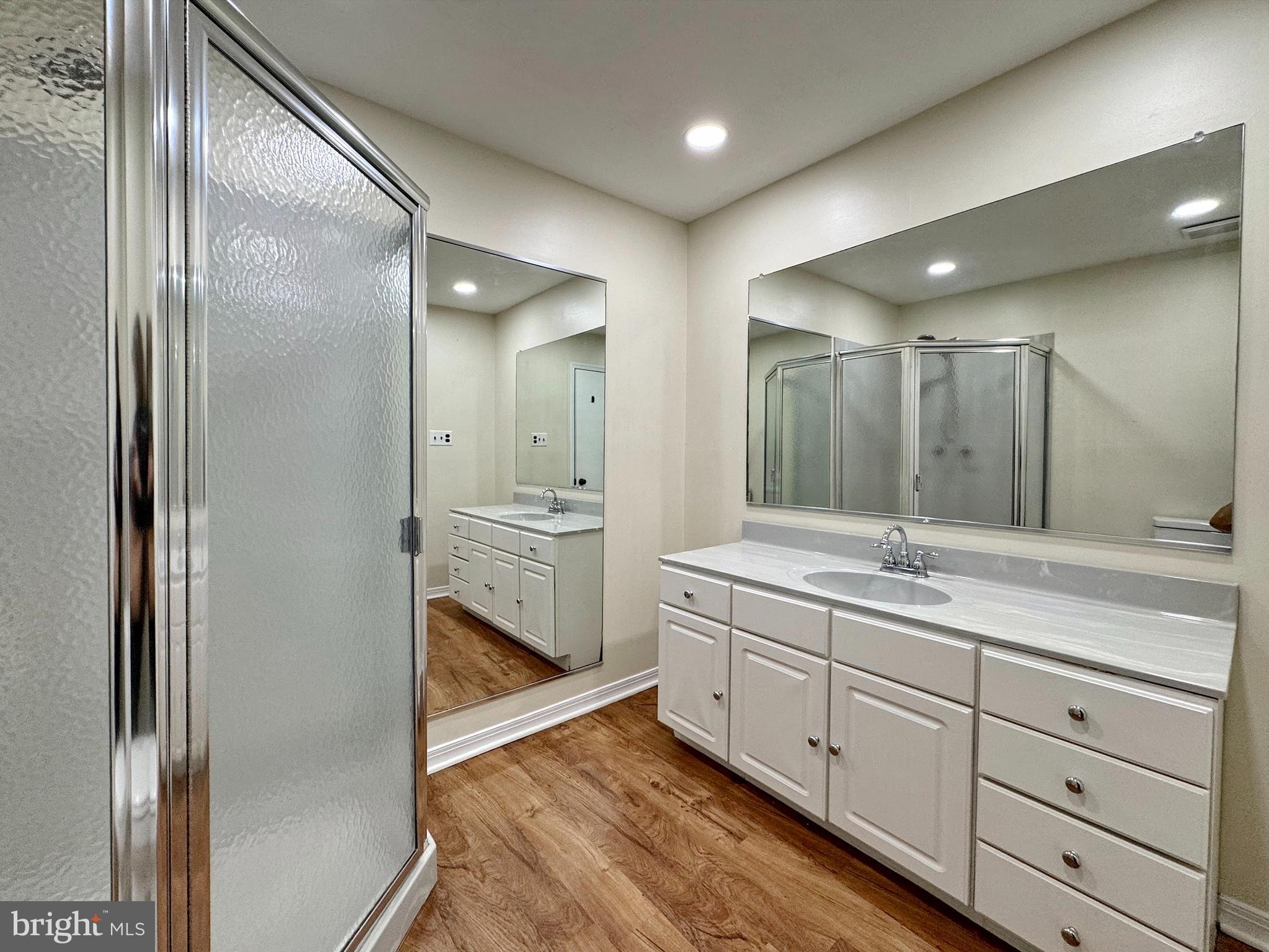 CLARKS RUN - Residential Lease