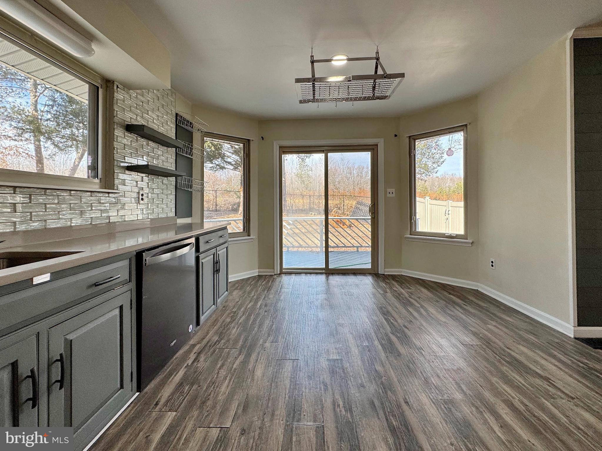 CLARKS RUN - Residential Lease