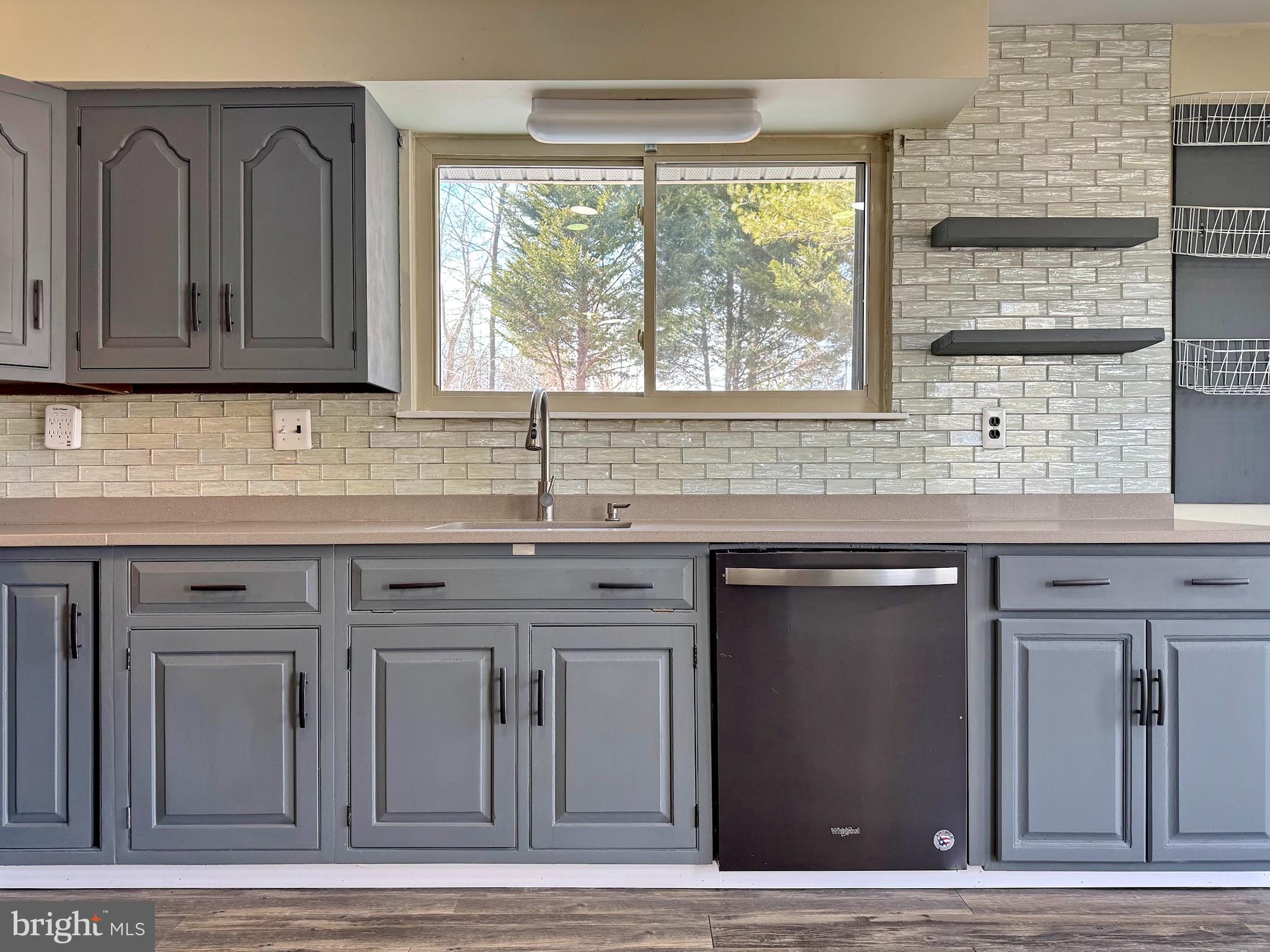 CLARKS RUN - Residential Lease