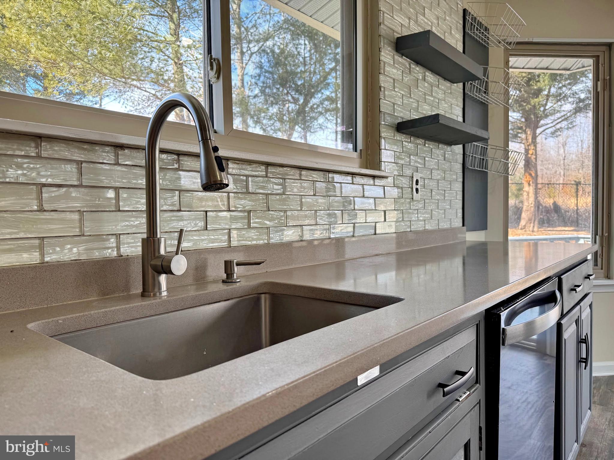 CLARKS RUN - Residential Lease