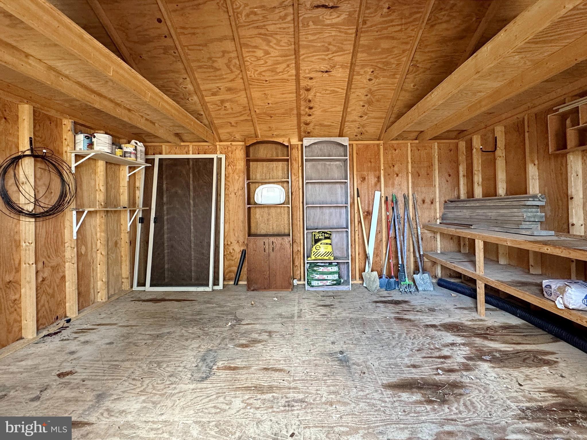 CLARKS RUN - Residential Lease