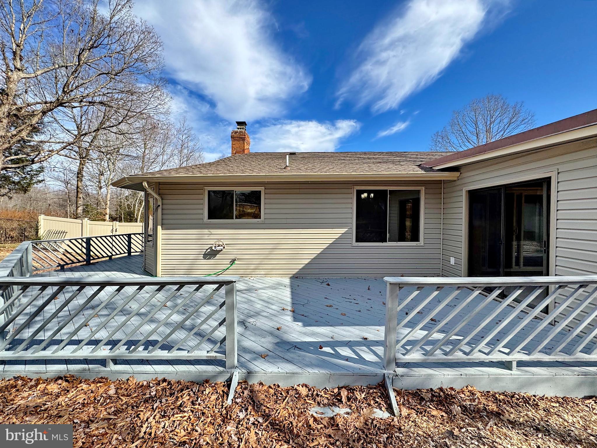 CLARKS RUN - Residential Lease