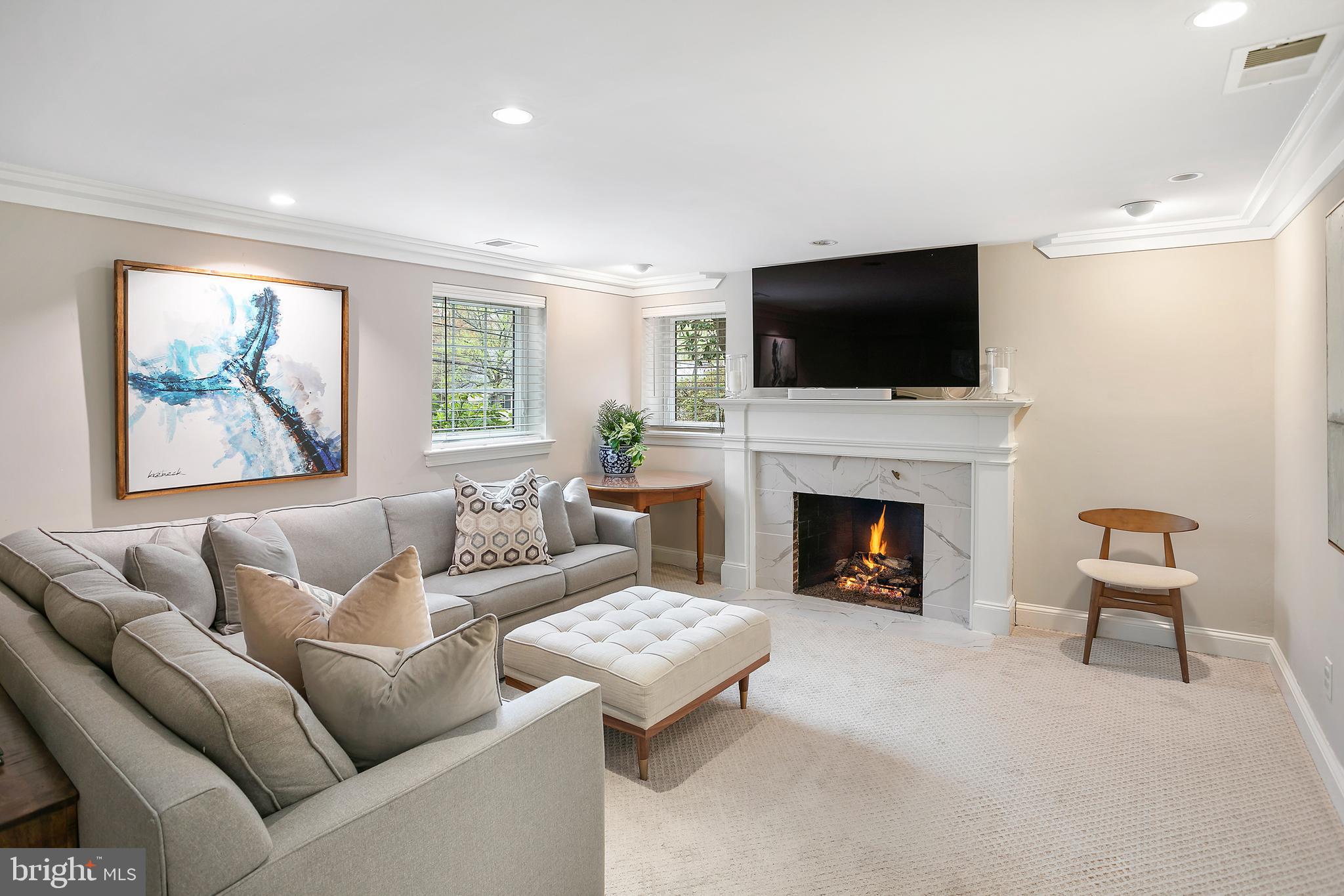 ROLLINGWOOD - Residential