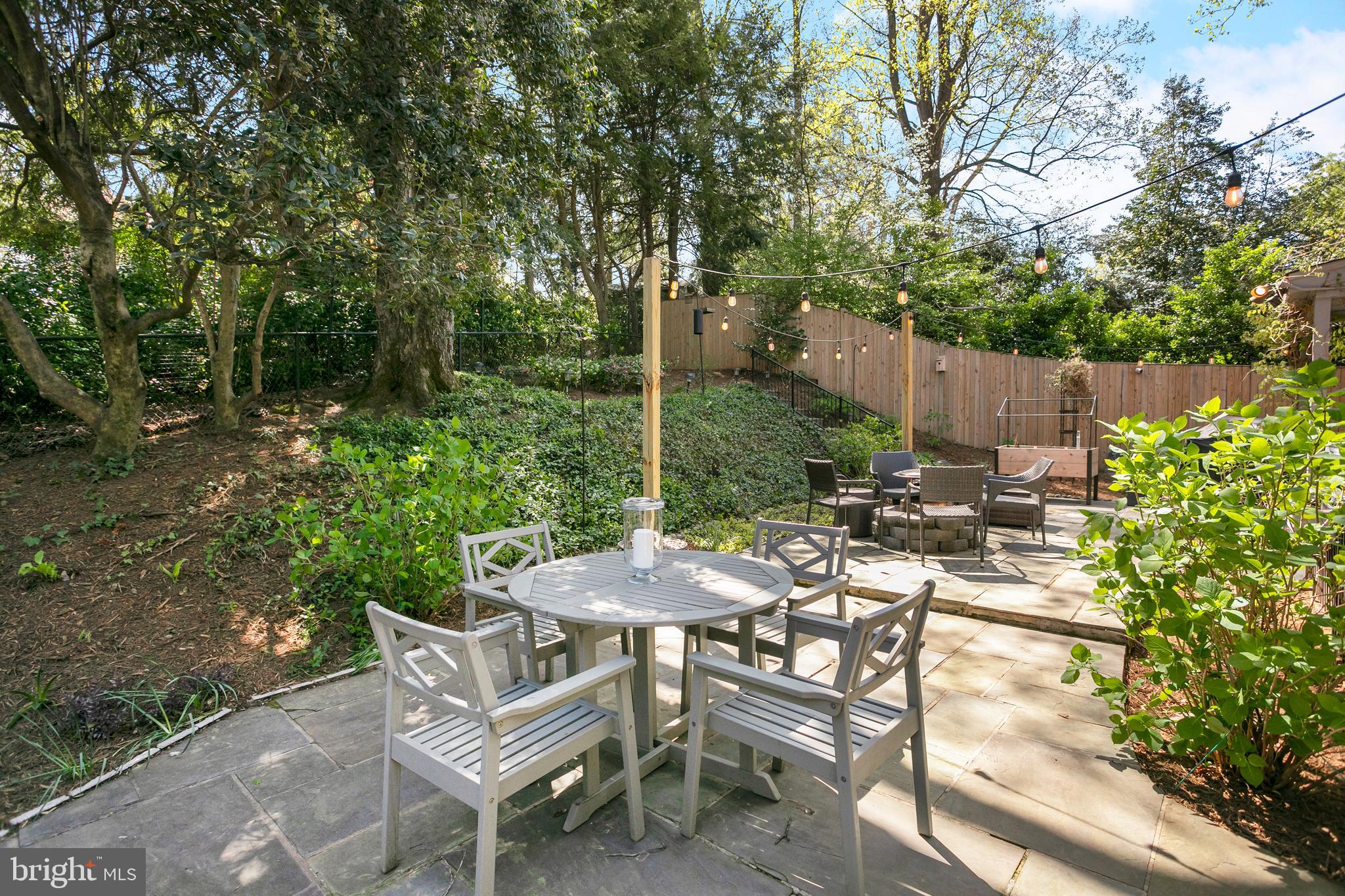 ROLLINGWOOD - Residential