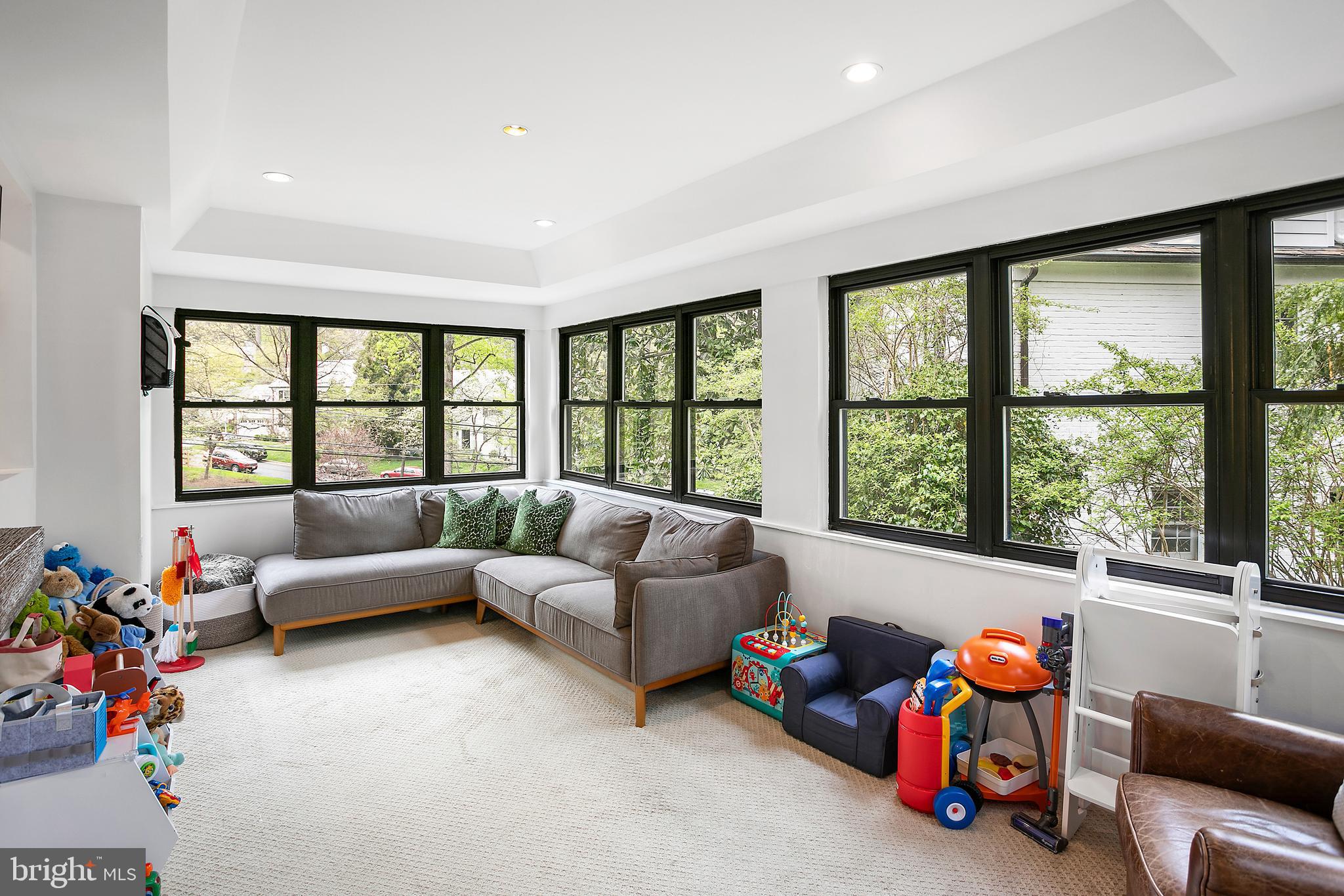 ROLLINGWOOD - Residential