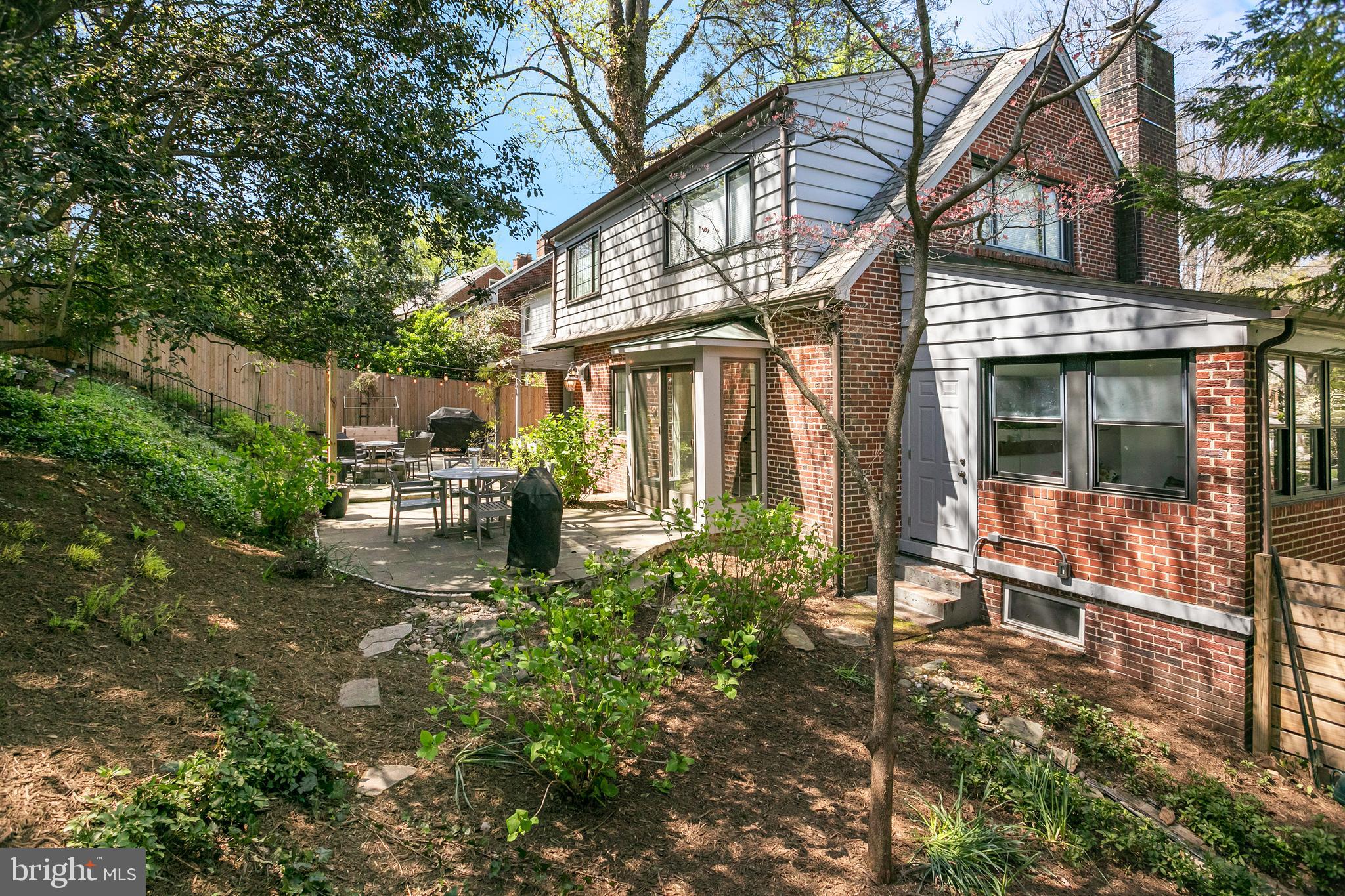 ROLLINGWOOD - Residential