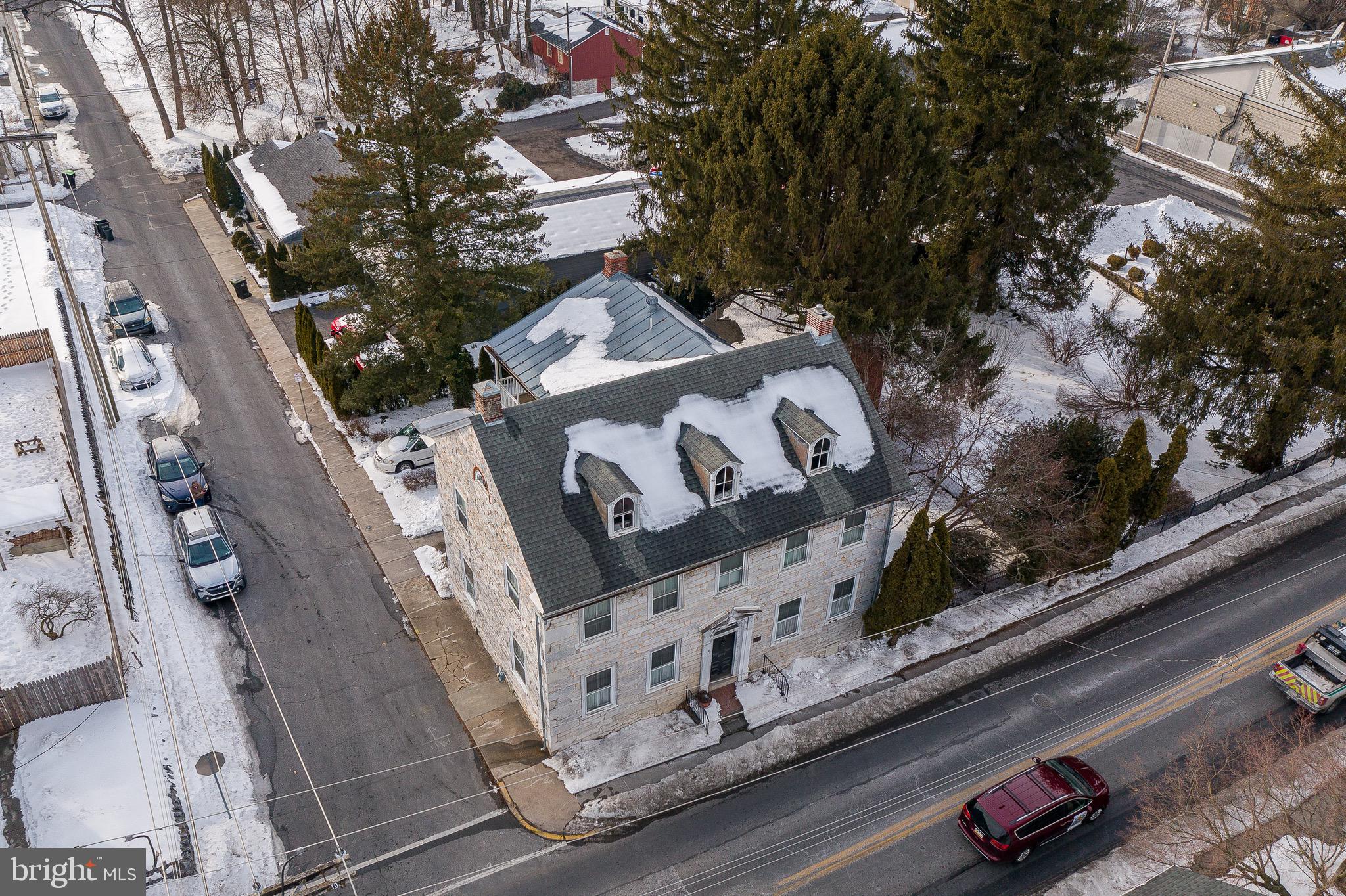 49 S WHITE OAK STREET