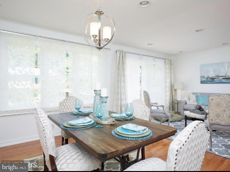 MANOR WOODS - Residential Lease