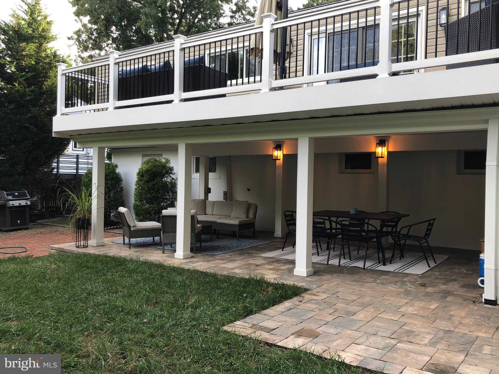 MANOR WOODS - Residential Lease