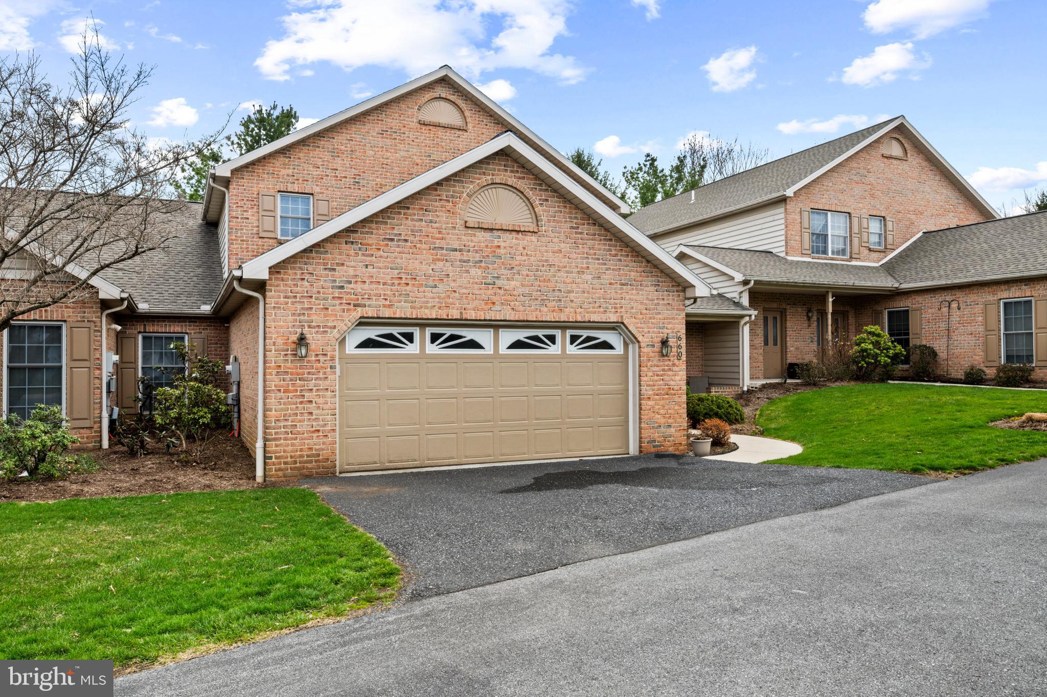 VILLAGE OF INNSBRUCK - Residential