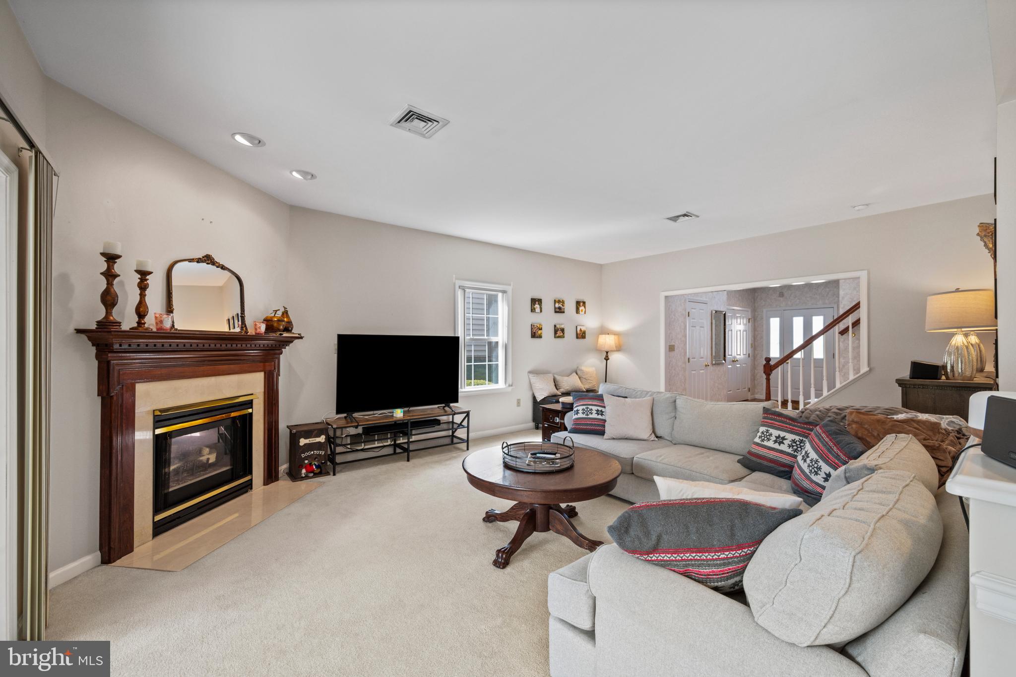 VILLAGE OF INNSBRUCK - Residential