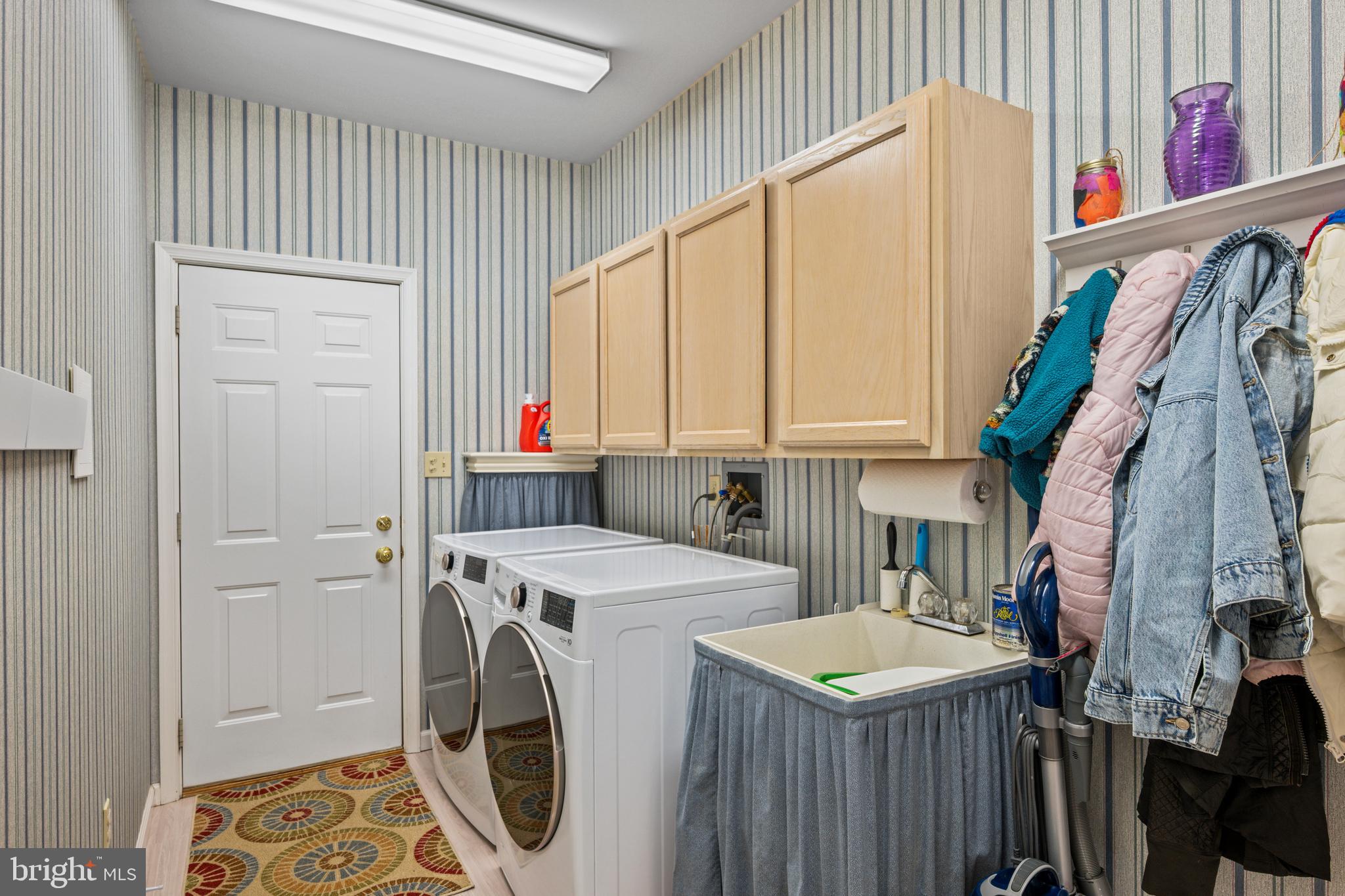 VILLAGE OF INNSBRUCK - Residential