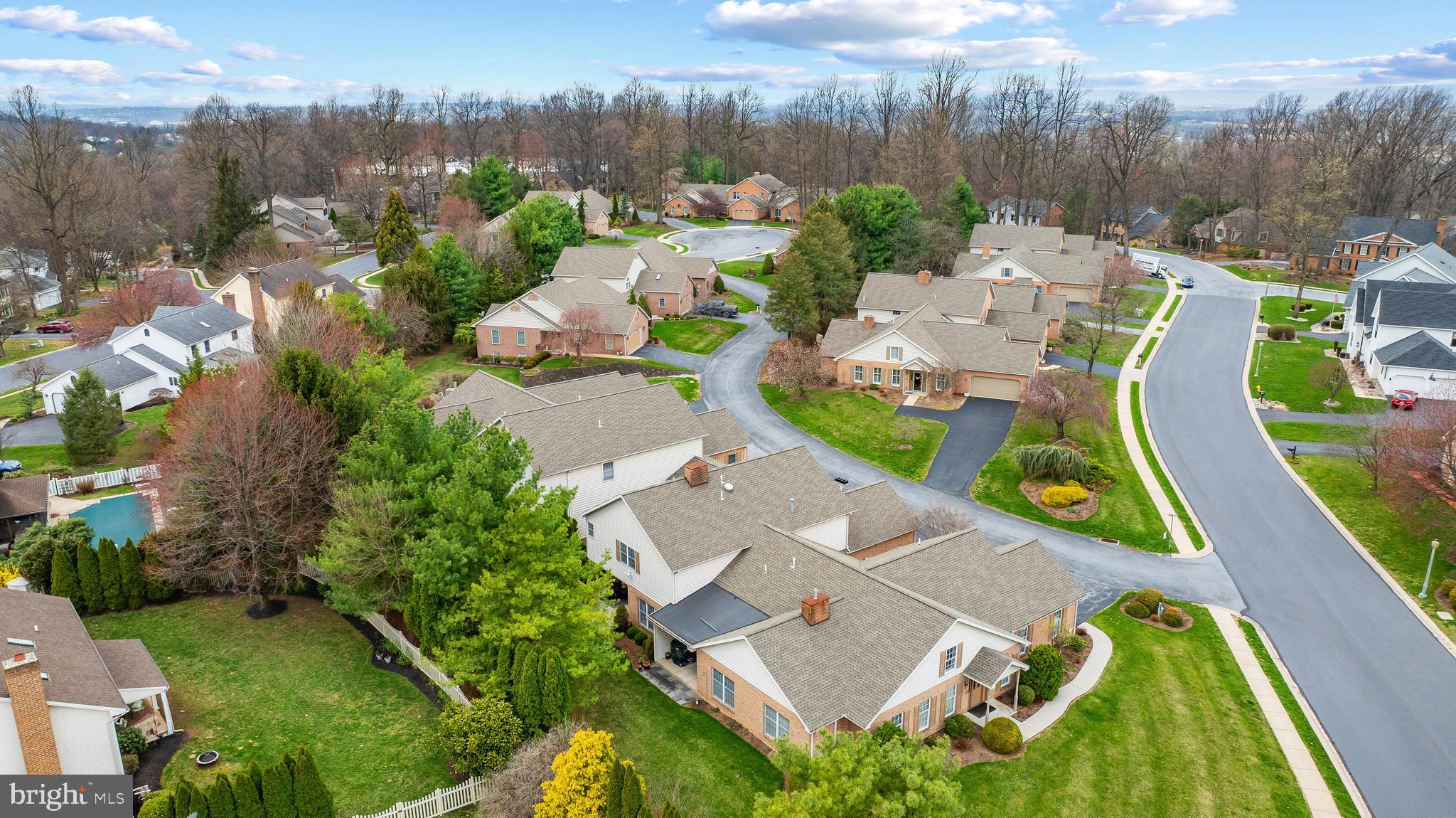 VILLAGE OF INNSBRUCK - Residential