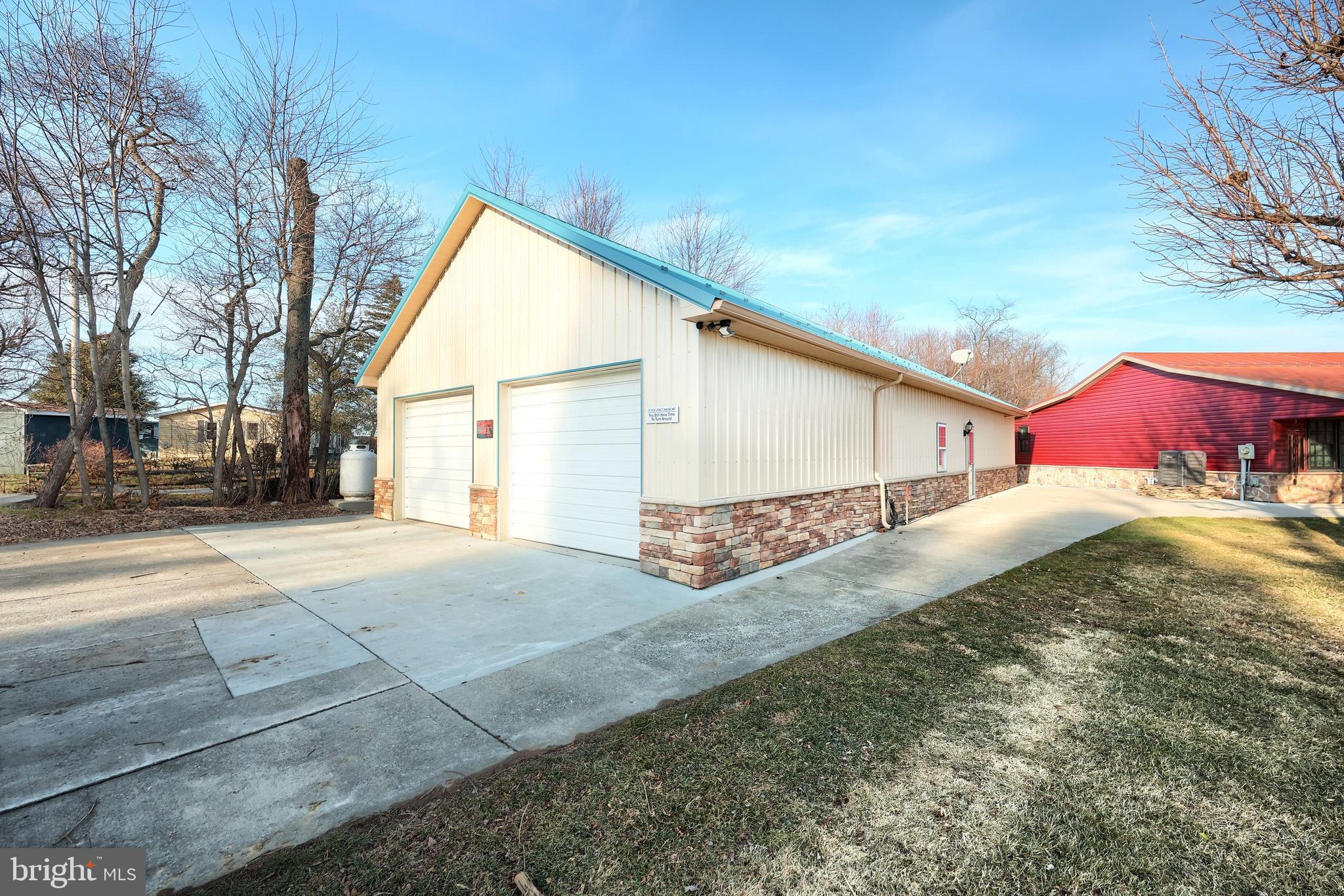 NORTH CODORUS TWP - Residential