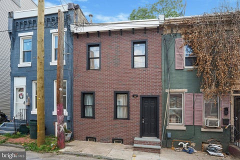 Townhouse For Sale - 628 N Shedwick St<br/> PHILADELPHIA, PA 19104