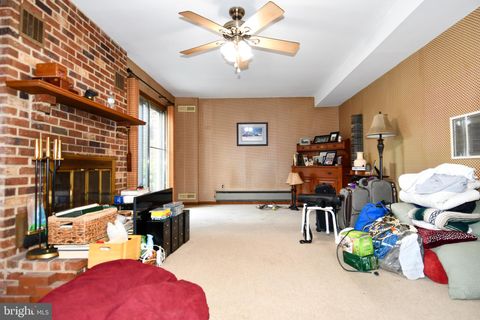 61 OAK SHADE ROAD GAITHERSBURG MD 20878