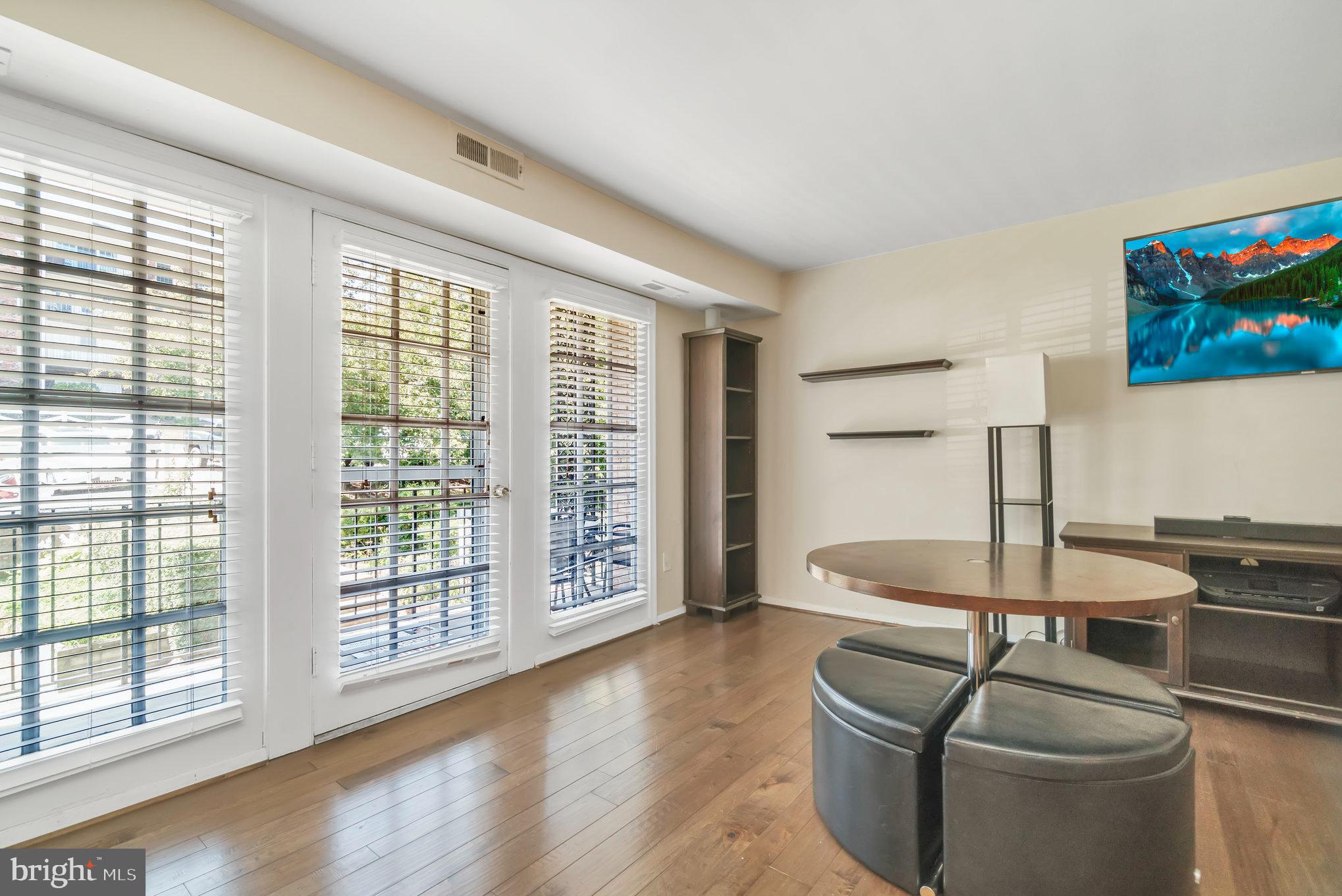 MOORINGS OF OCCOQUAN CON - Residential