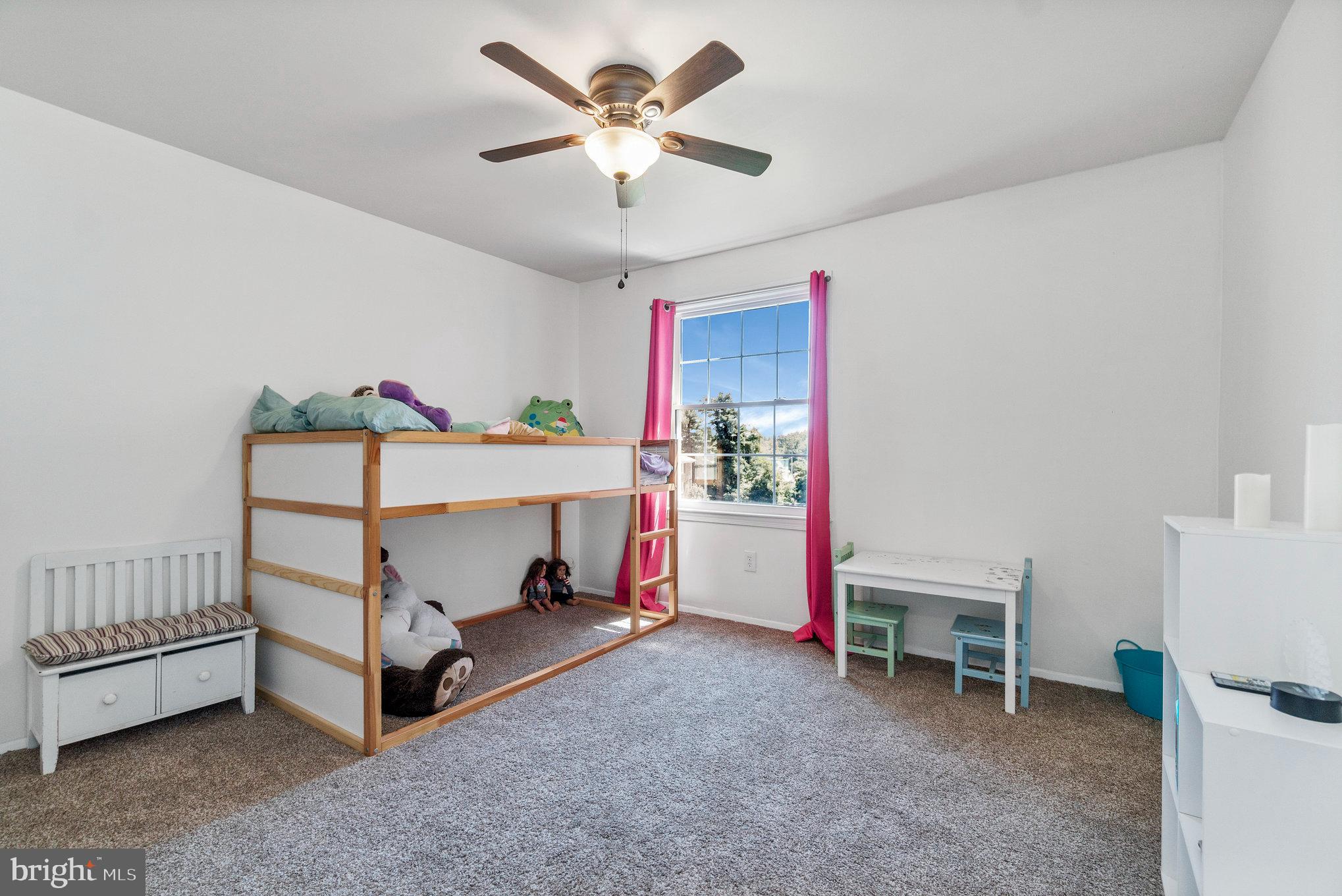 MOORINGS OF OCCOQUAN CON - Residential