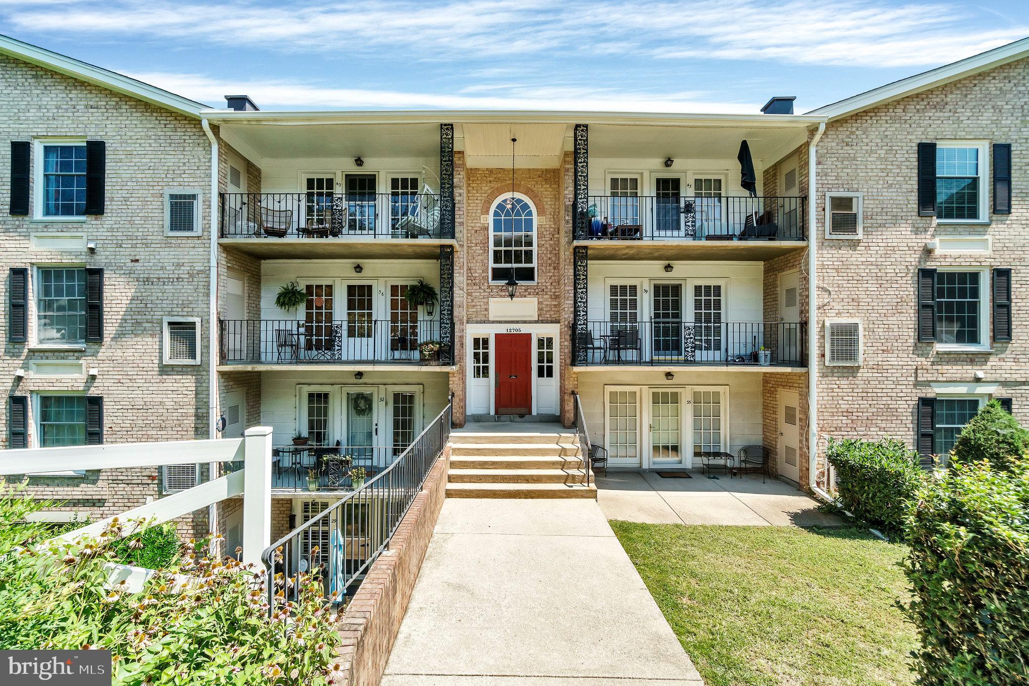 MOORINGS OF OCCOQUAN CON - Residential