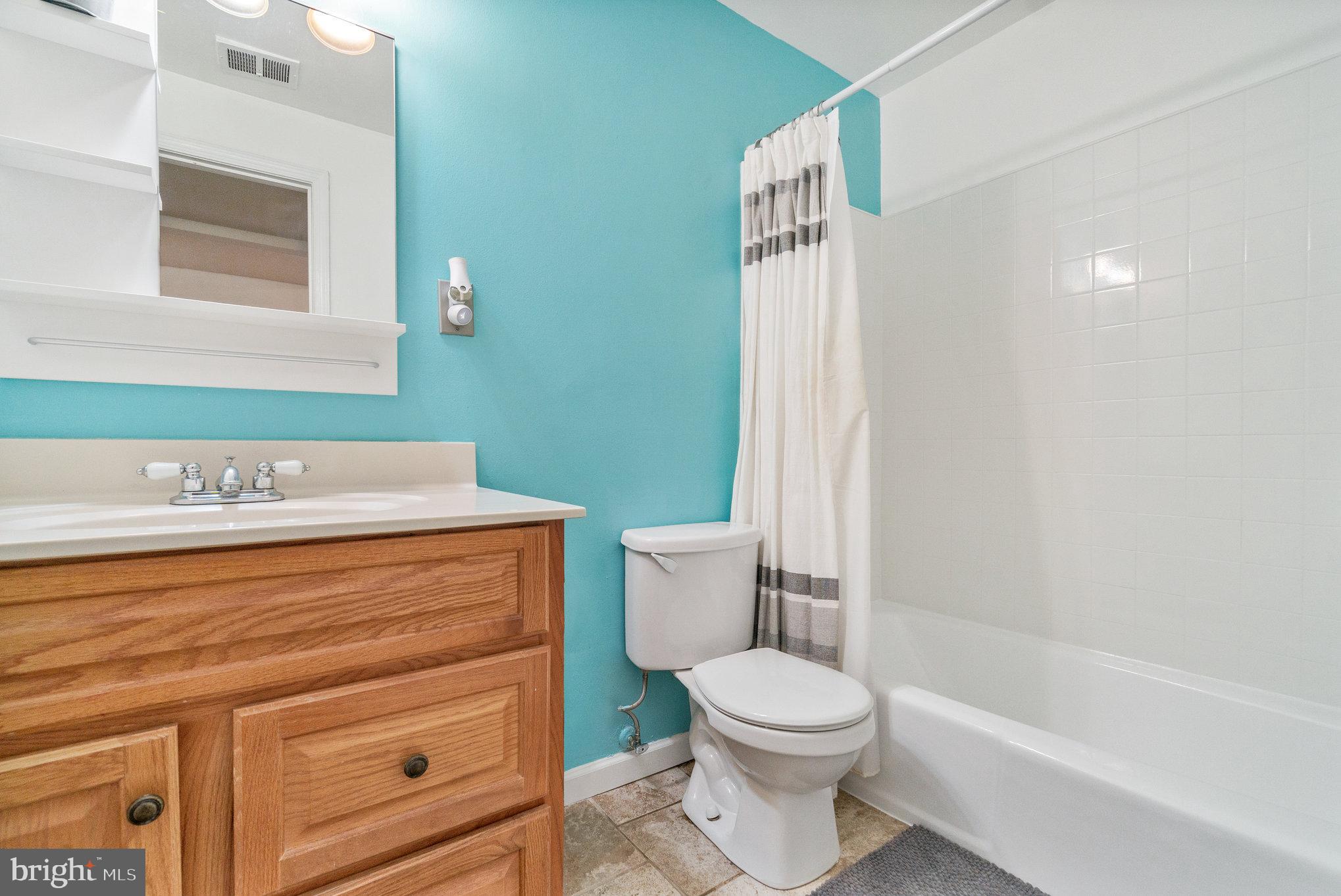 MOORINGS OF OCCOQUAN CON - Residential