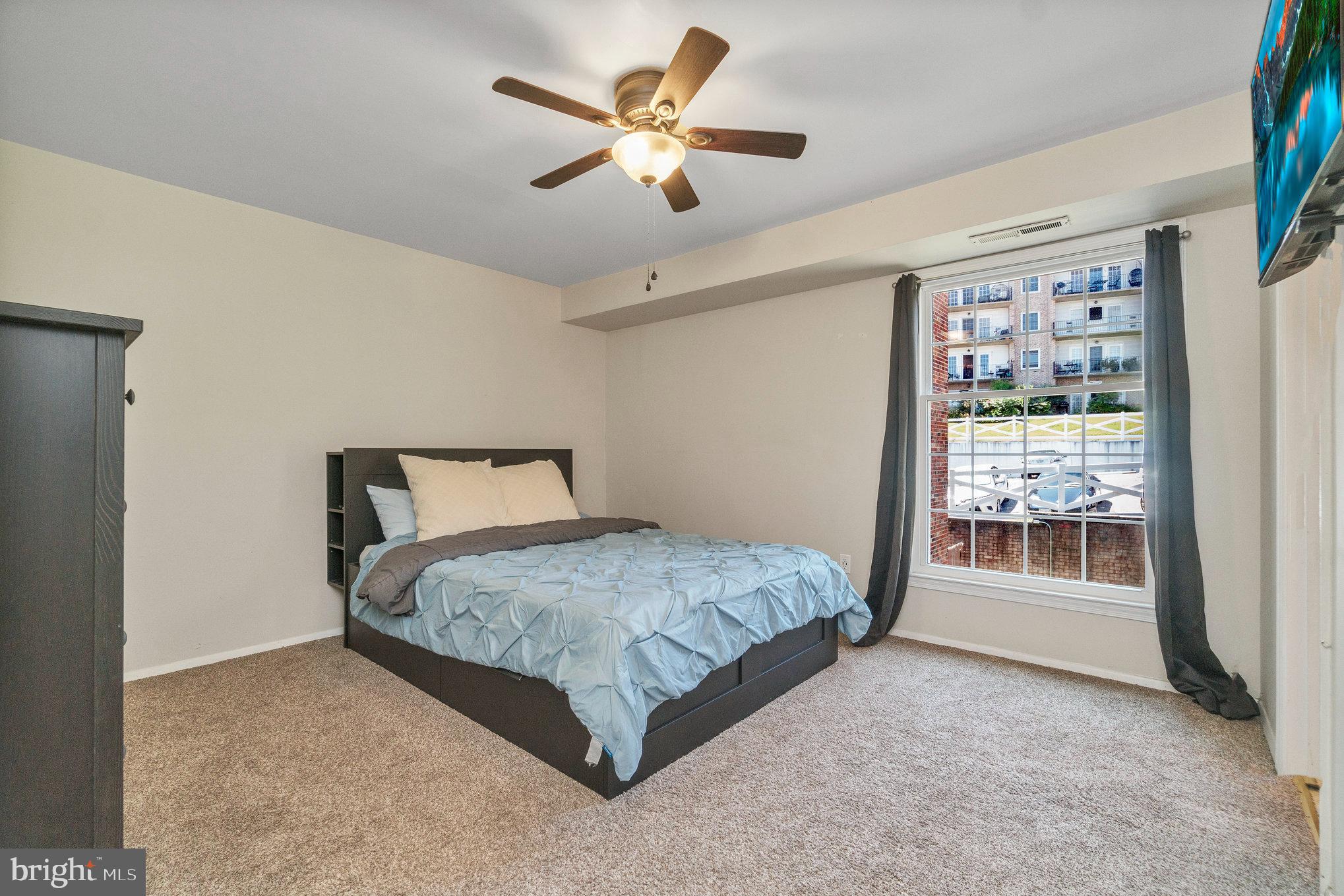 MOORINGS OF OCCOQUAN CON - Residential