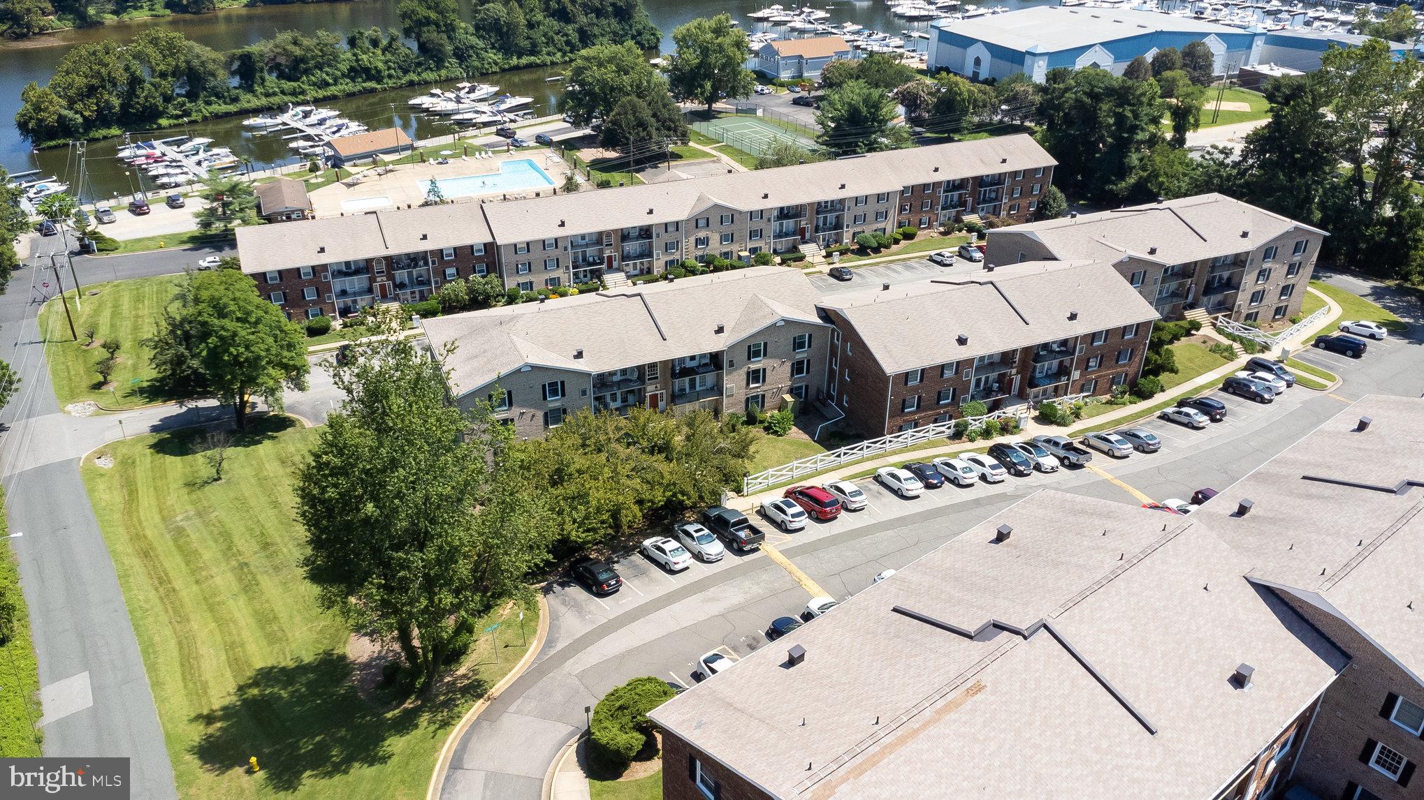 MOORINGS OF OCCOQUAN CON - Residential