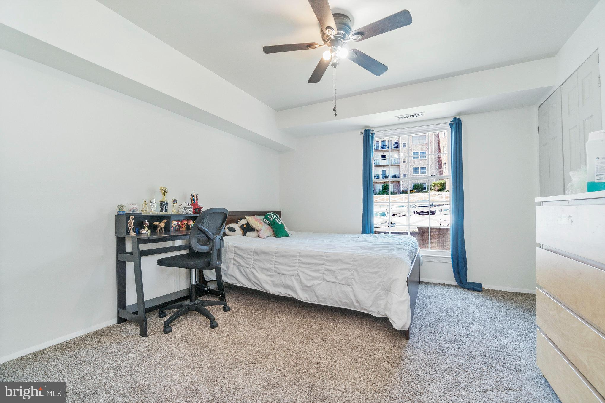 MOORINGS OF OCCOQUAN CON - Residential