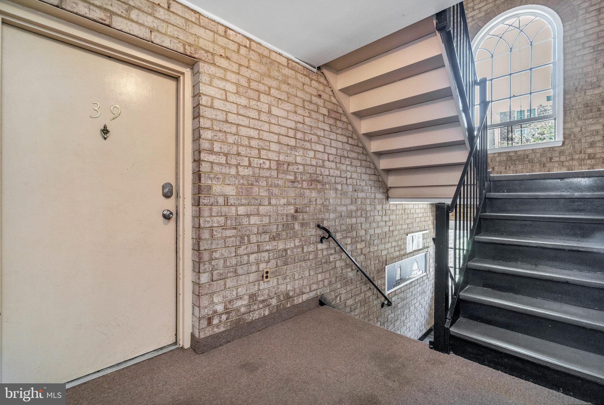 MOORINGS OF OCCOQUAN CON - Residential