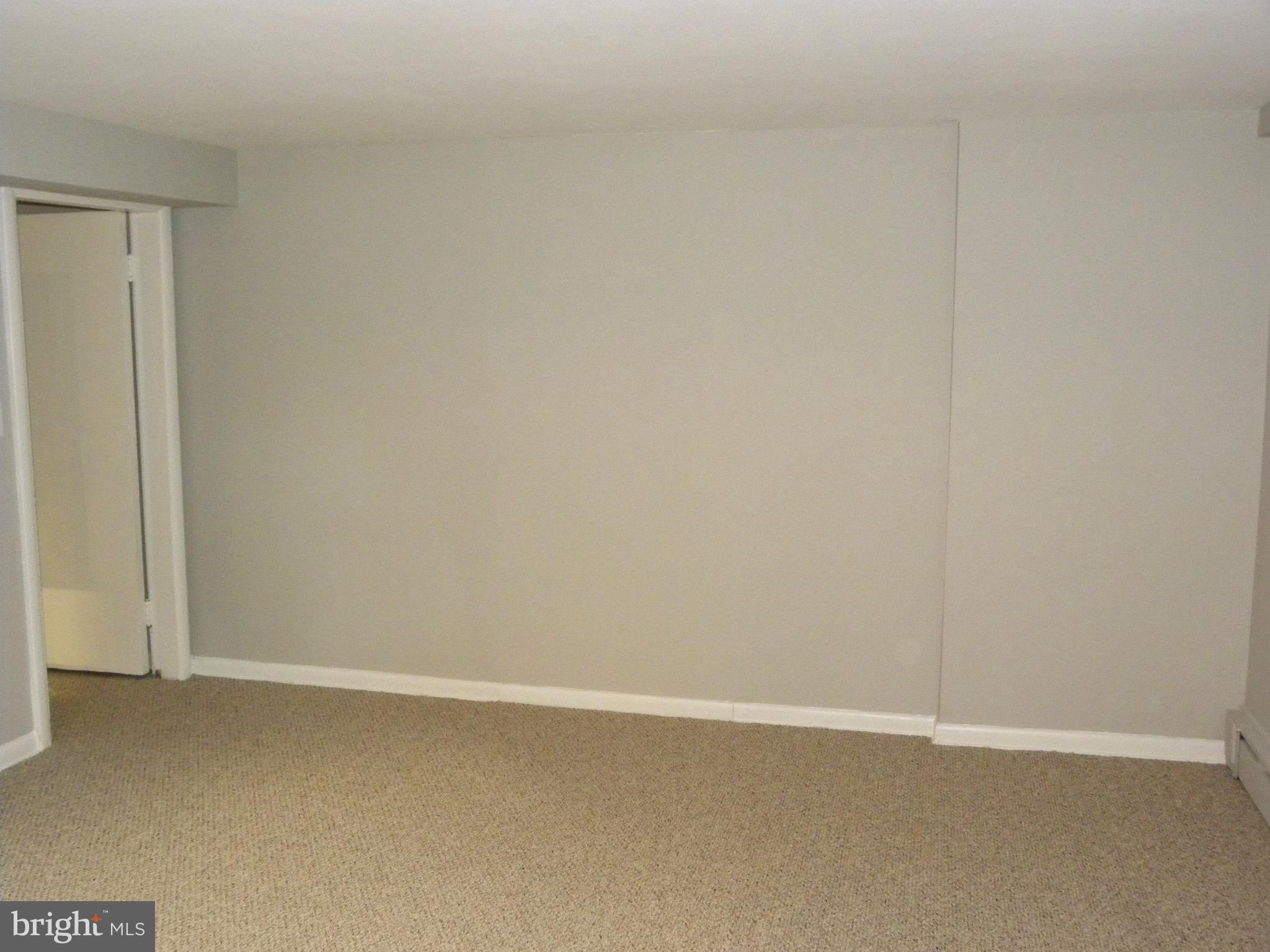 ROSEMONT PARK - Residential Lease