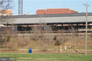 ROSEMONT PARK - Residential Lease