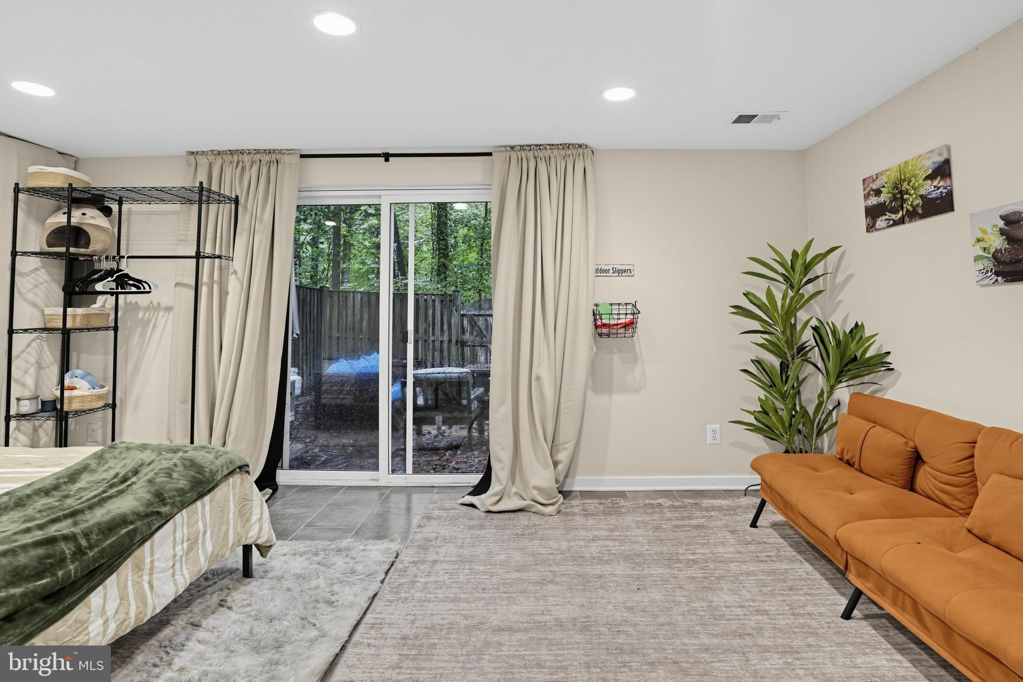 2314 HORSEFERRY COURT