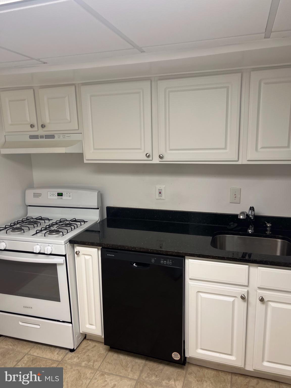 KIMBERLY PLACE - Residential Lease