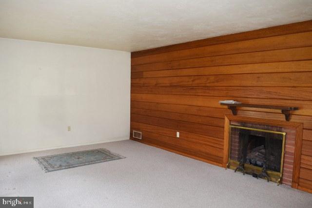 FAYFIELD - Residential