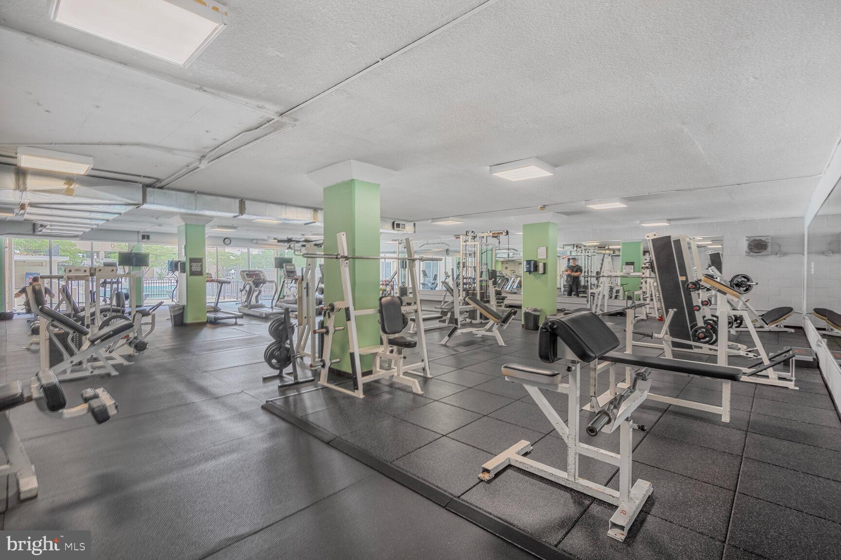 THE CARLTON - Residential