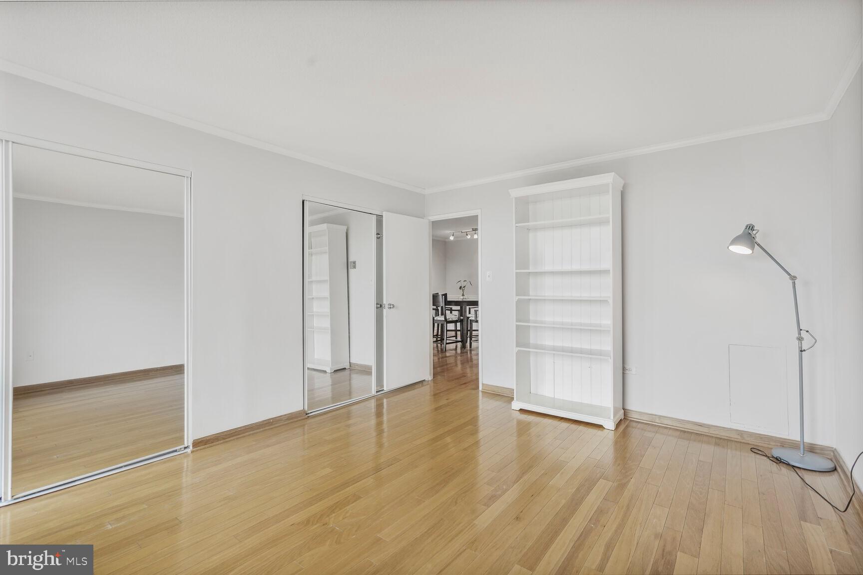 THE CARLTON - Residential