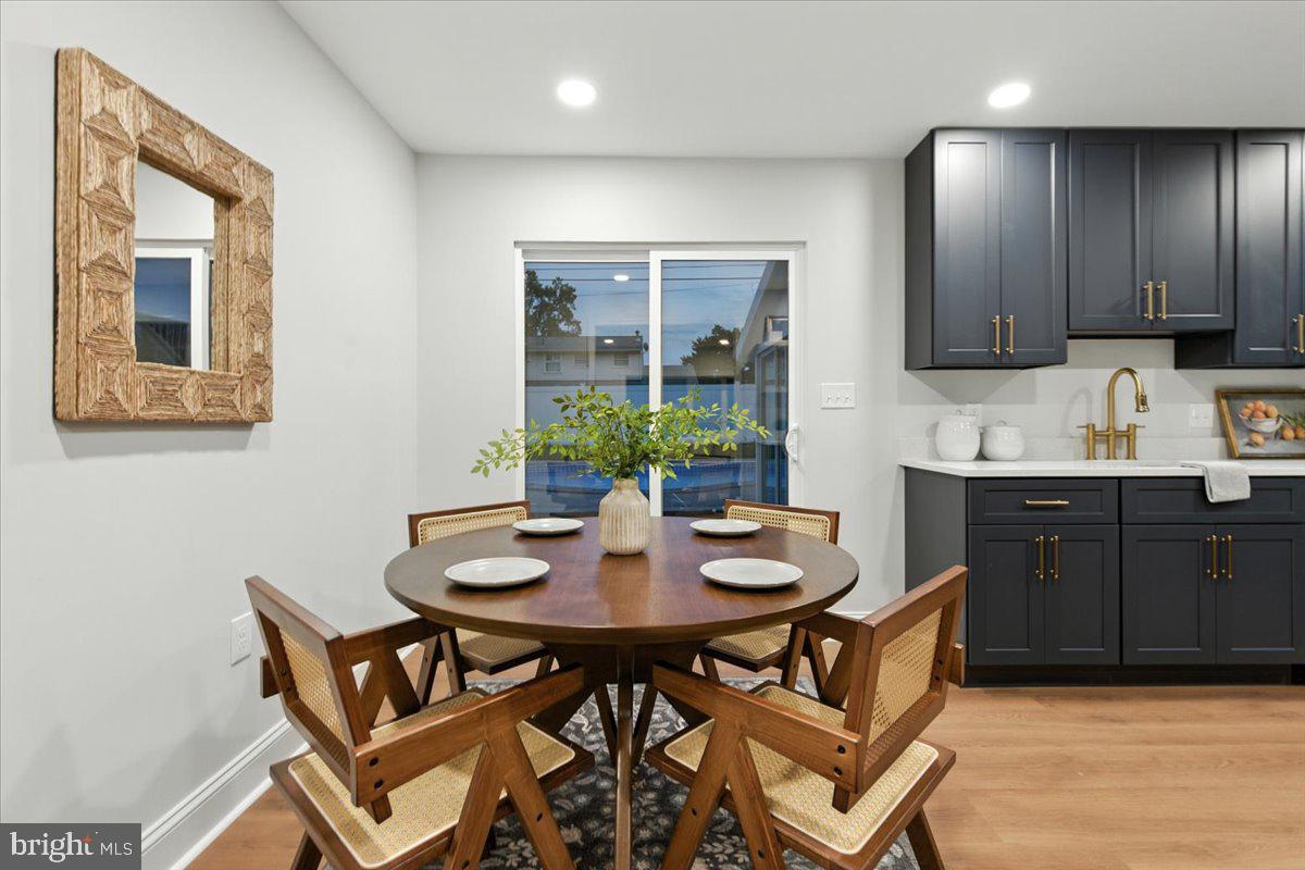 COUNTRY CLUB ESTATES - Residential