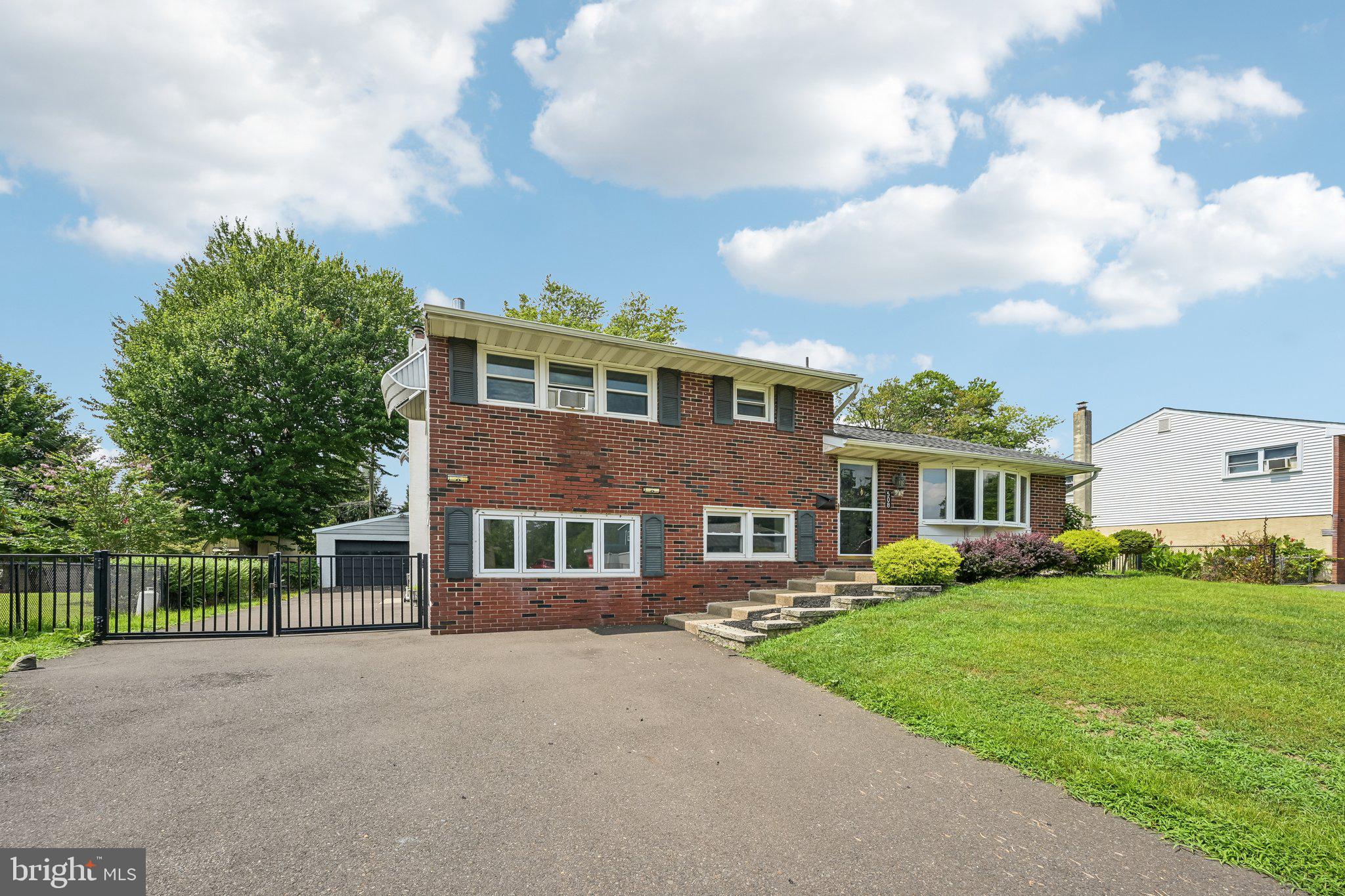 508 FAIRVIEW AVENUE