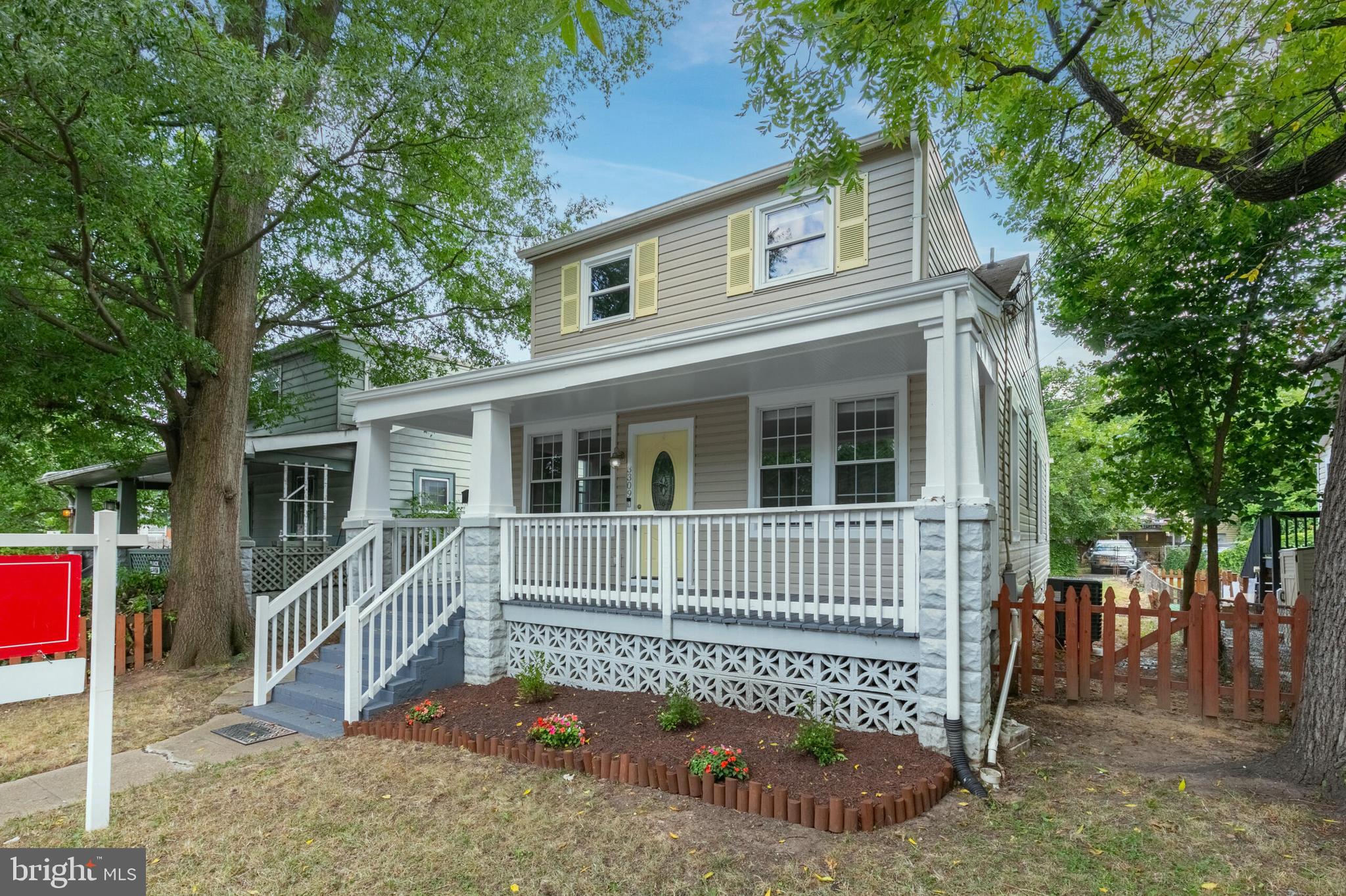 MT RAINIER - Residential