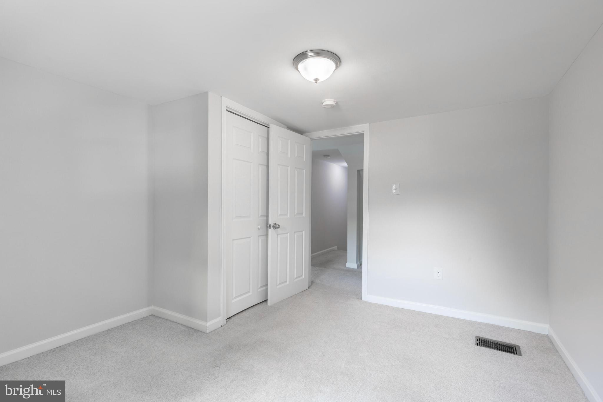 MT RAINIER - Residential