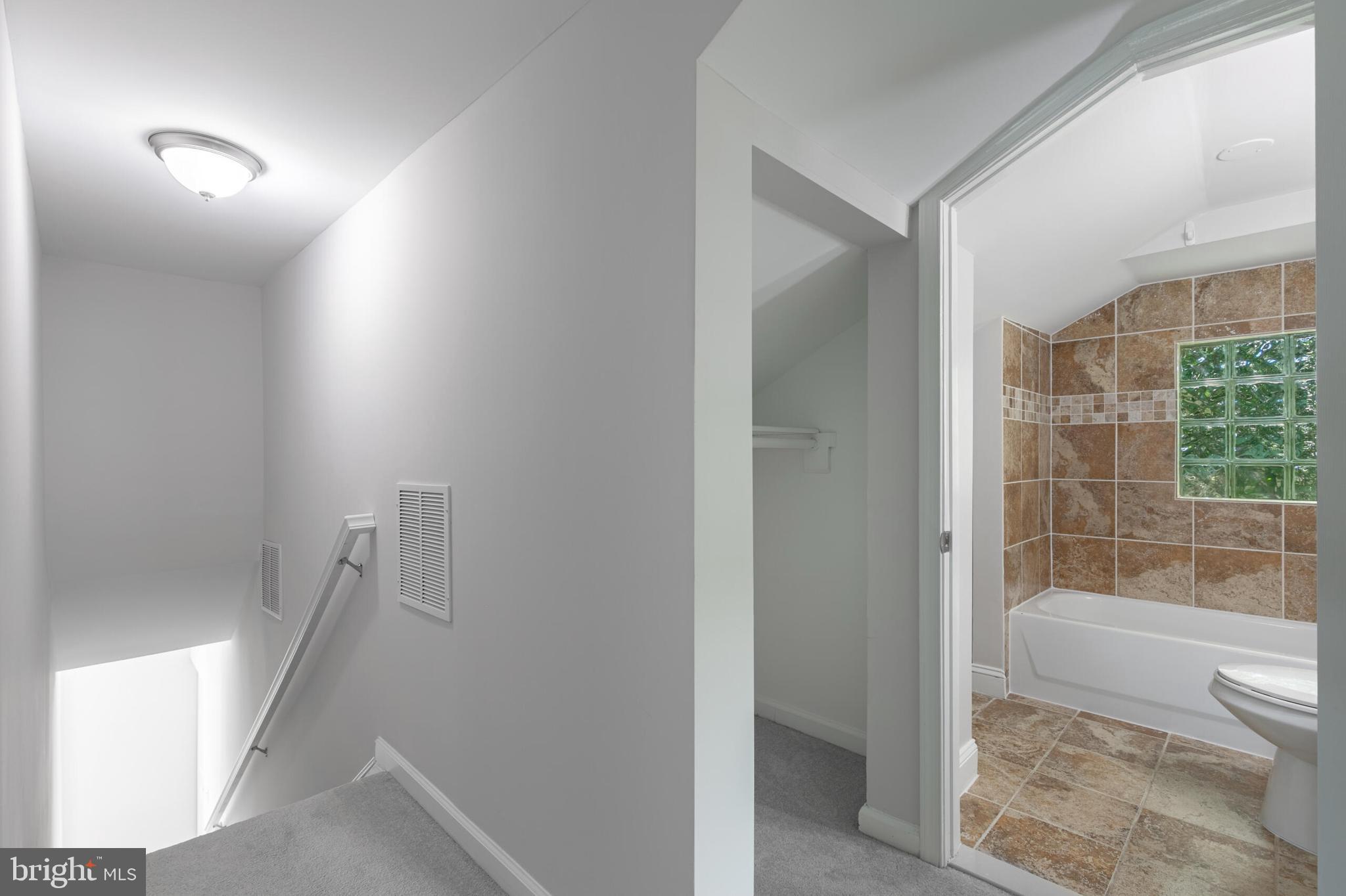 MT RAINIER - Residential